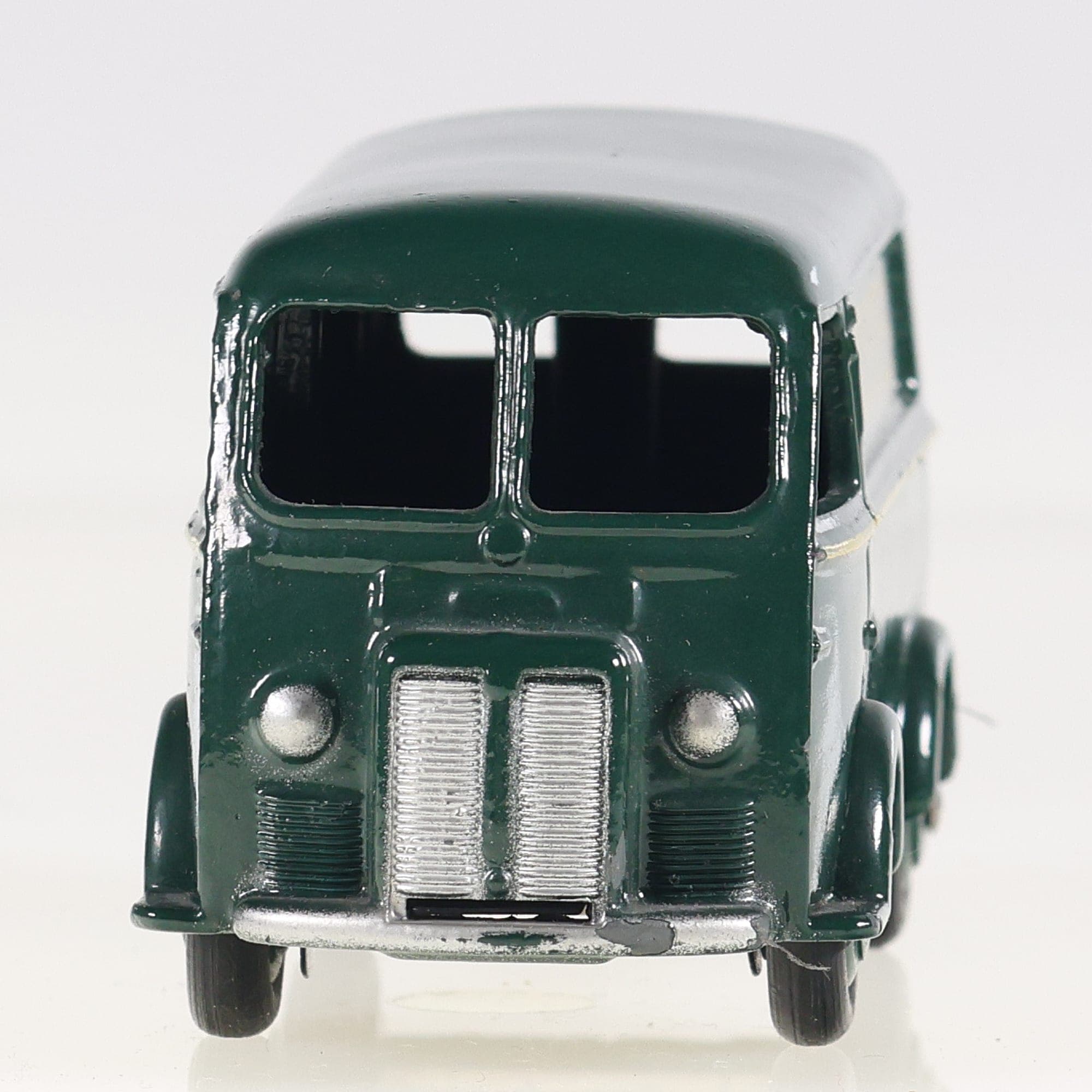 Dinky Toys 25BV Peugeot D3A Fourgon Postal 1/43 vert foncé sans boîte — miniature 7