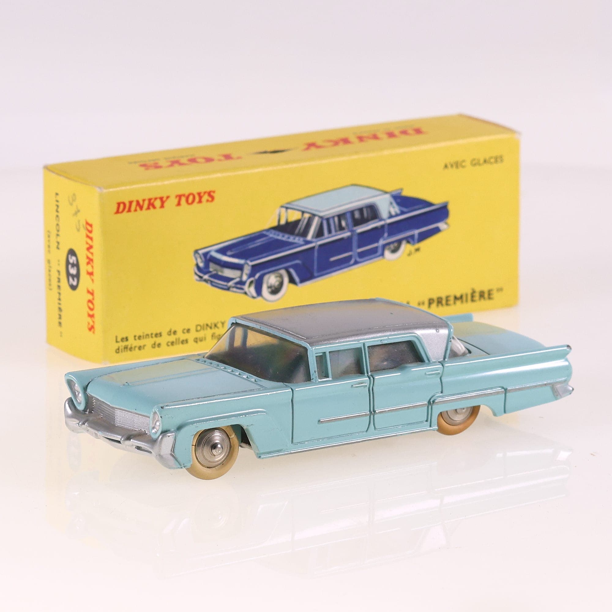 Dinky Toys 532 Lincoln Première (avec glaces) 1/43 Bleue avec boîte — photo 1