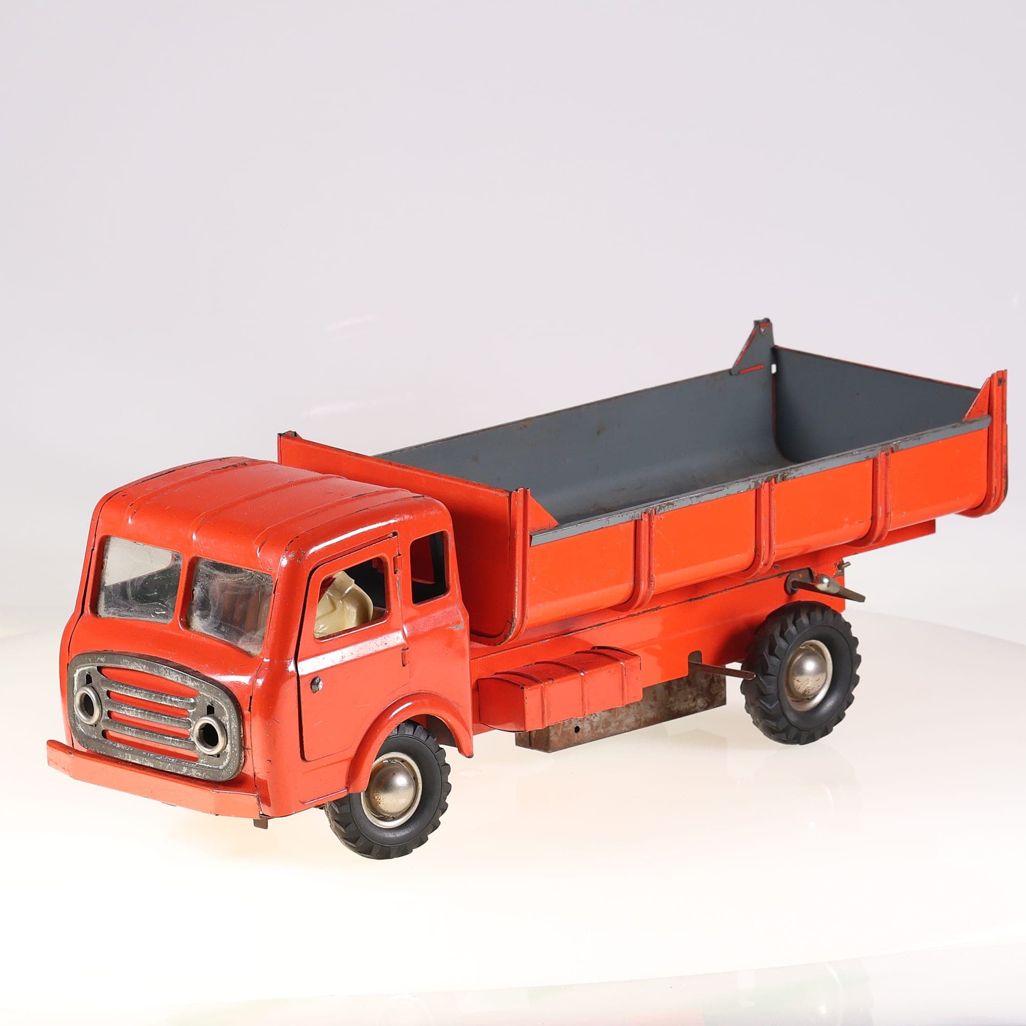 Simca Cargo 456 Joustra Camion Benne Basculante  42,5 cm Orange et gris Grade C 