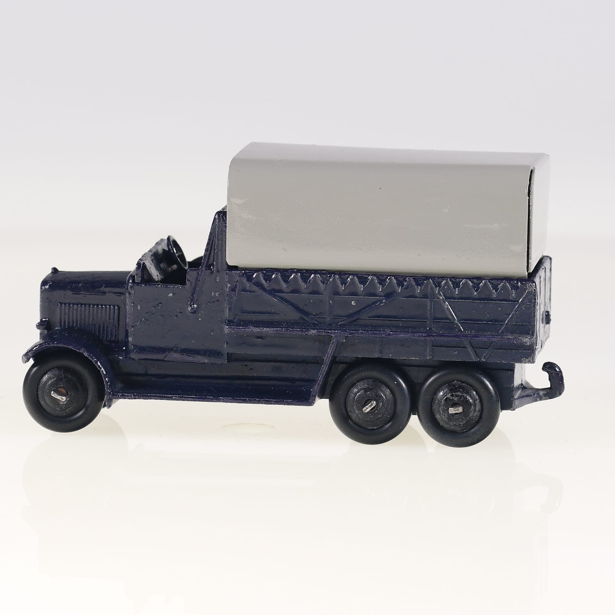 Dinky Toys GB n°25S Camion bâché 6 roues 1/43 Bleu marine état B