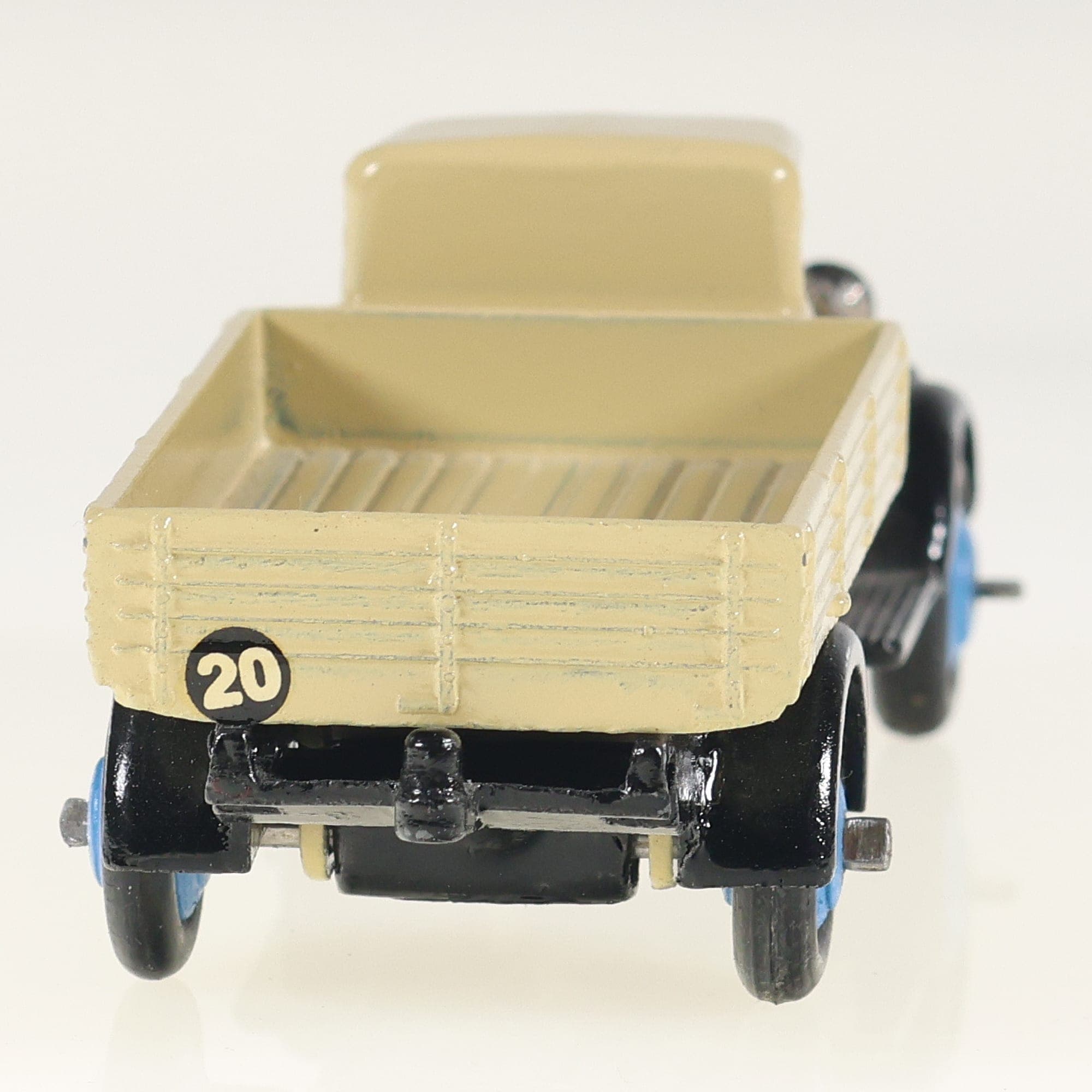 Dinky Toys GB n° 25A Camion  Crème et noir état C restauré — miniature 4