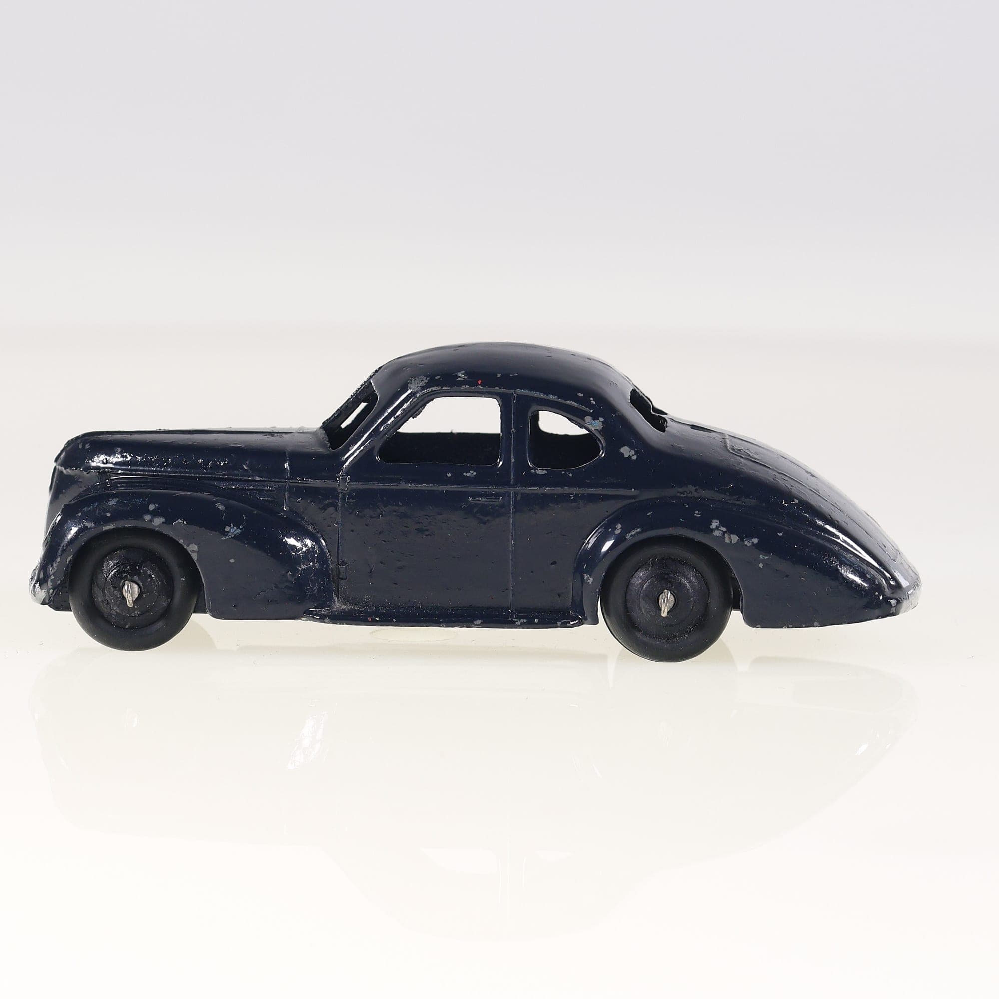 Studebaker 39F Dinky Toys State commander 1/43 Bleu nuit Grade C sans boîte
