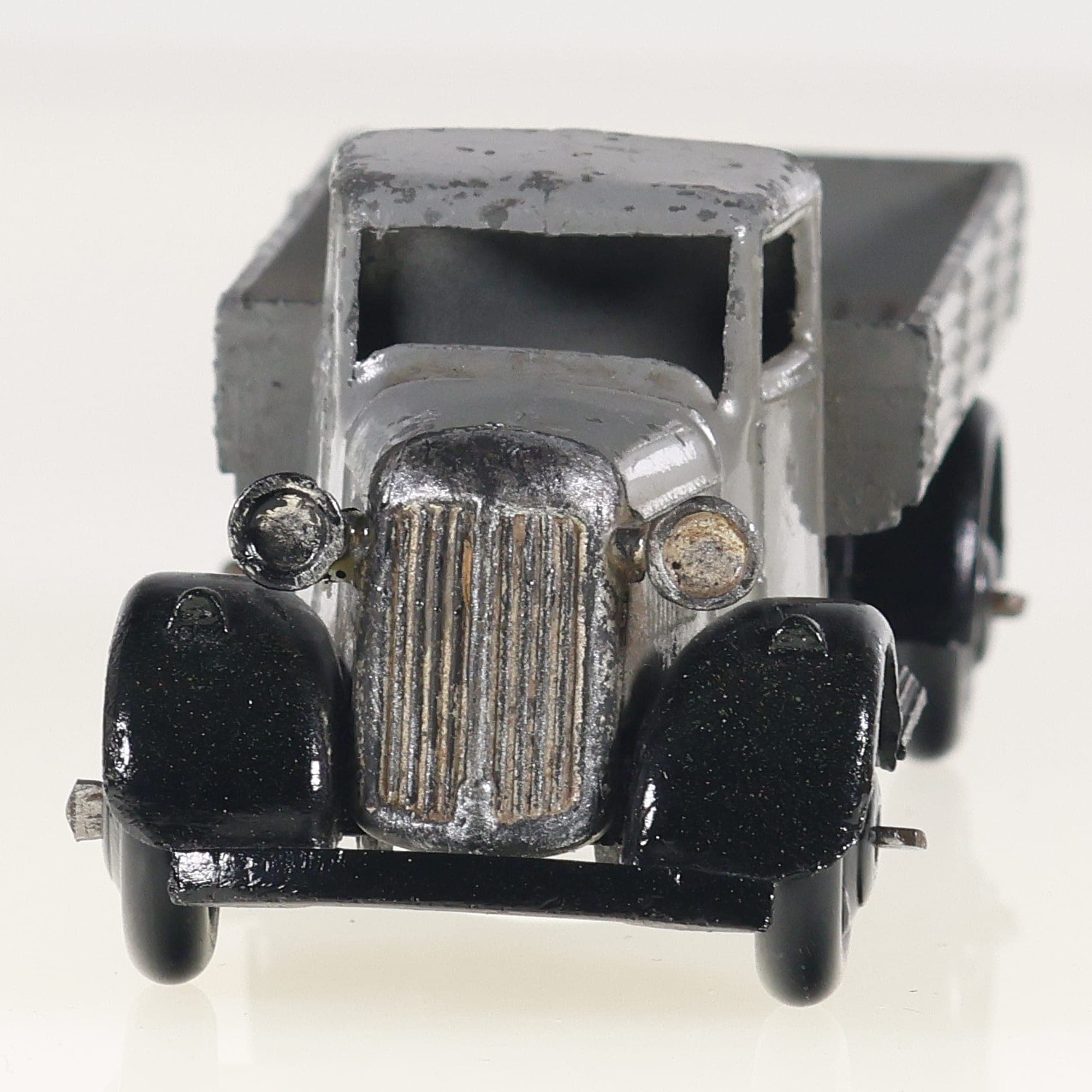 Dinky Toys 25A camion Camion plateau  1/50 Gris Grade C sans boîte — miniature 8
