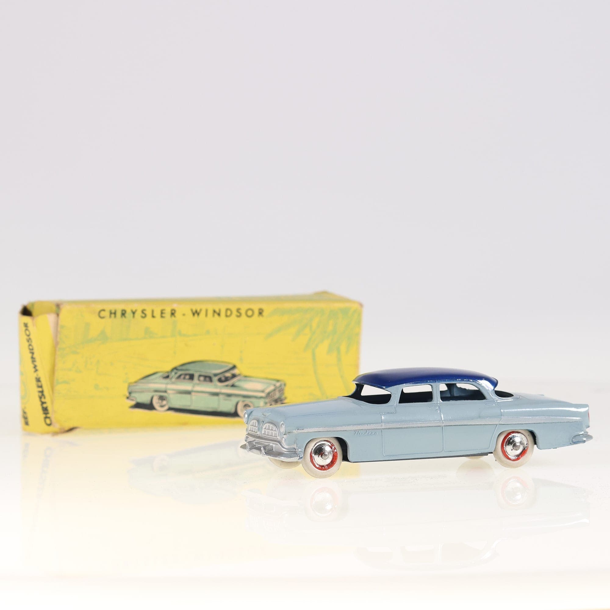 Chrysler 3/15 CIJ Windsor 1/43 Bleu clair et bleu foncé Grade B avec boîte — photo 1