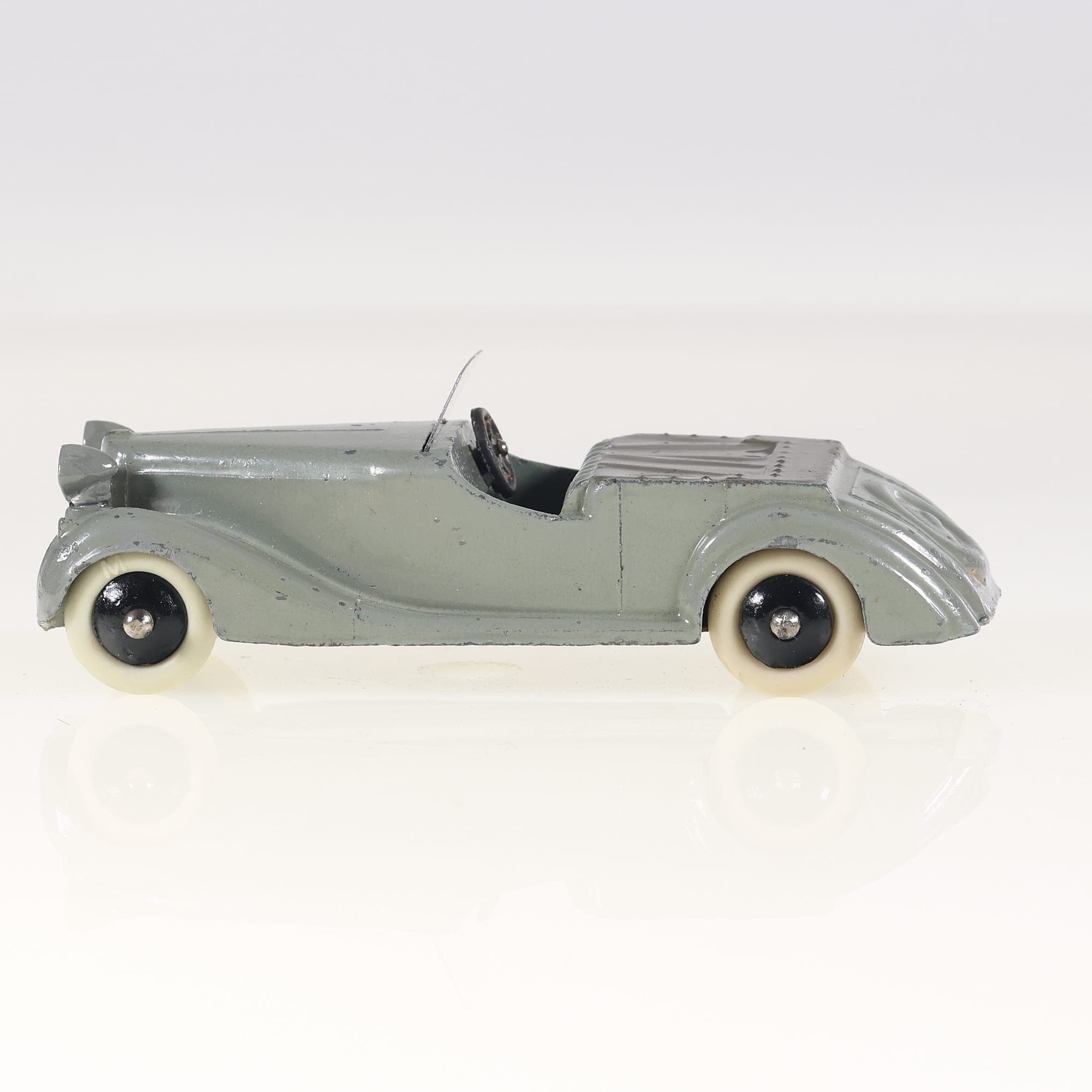 Dinky Toys 38b Sunbeam Talbot Sunbeam Talbot Sports Tourer 1/43 Gris clair GB