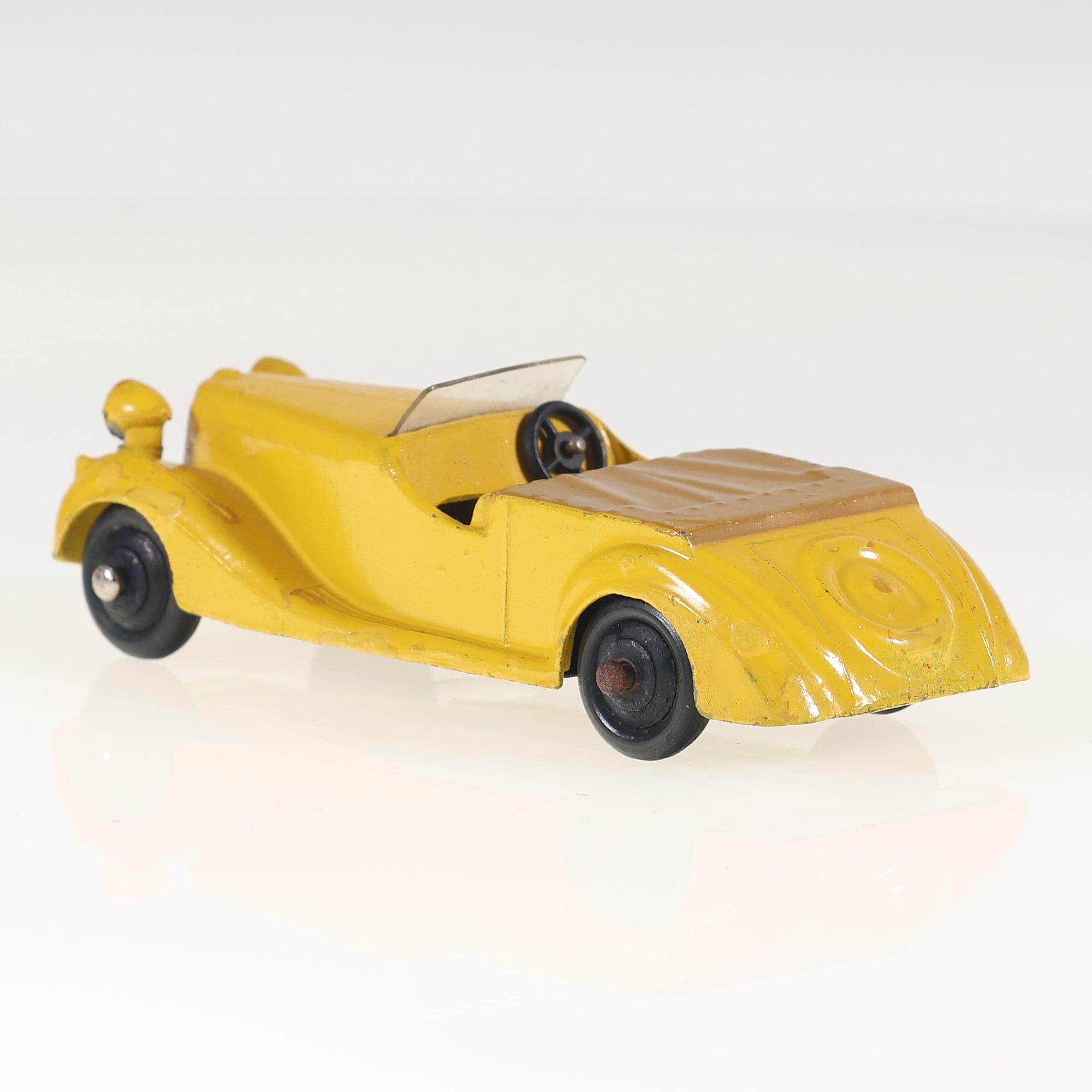 Dinky Toys 38B Sunbeam talbot cabriolet 1/43 Jaune Grade B sans boîte — miniature 3