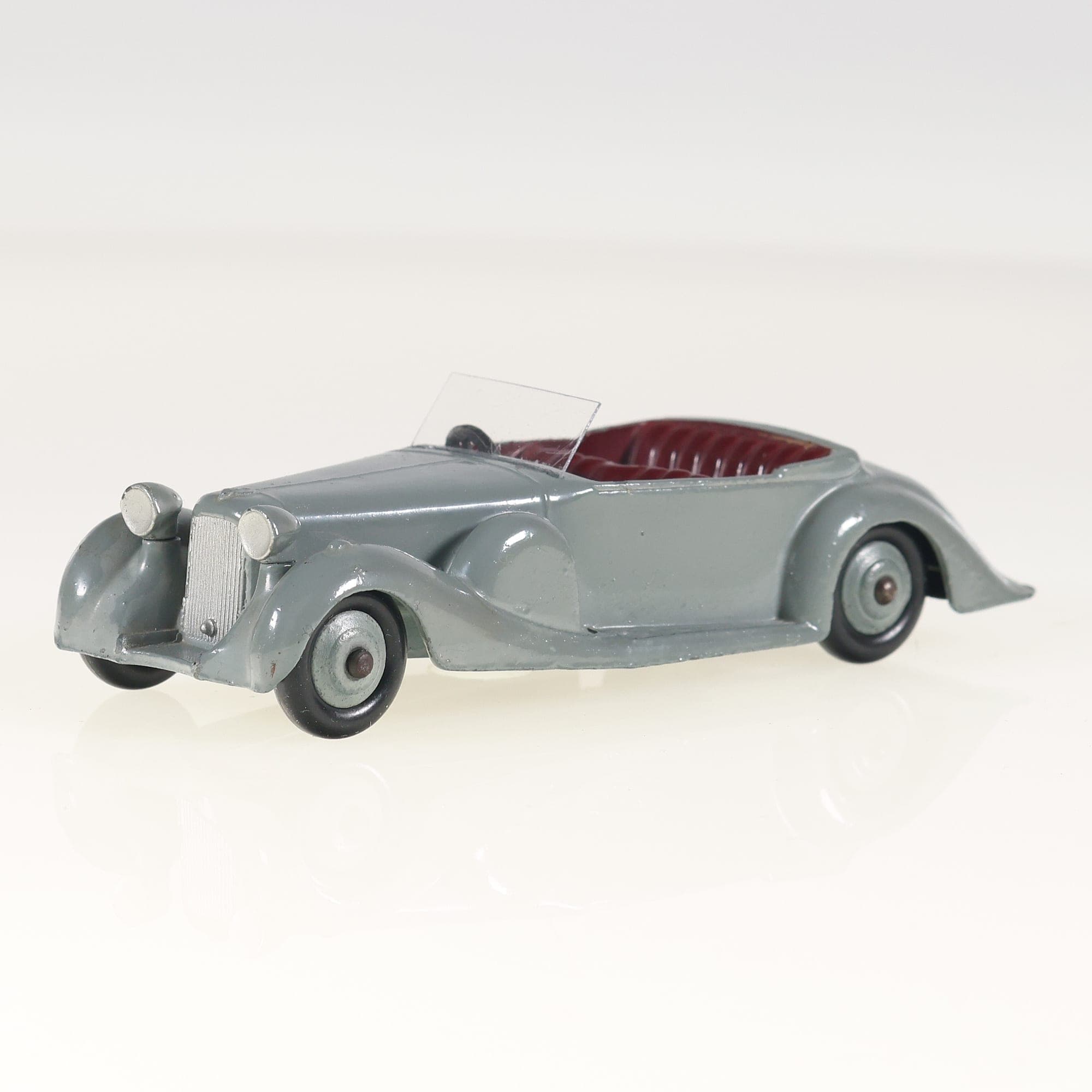 Dinky Toys 38C Lagonda Lagonda Tourer 1/43 Gris sans boîte — photo 1