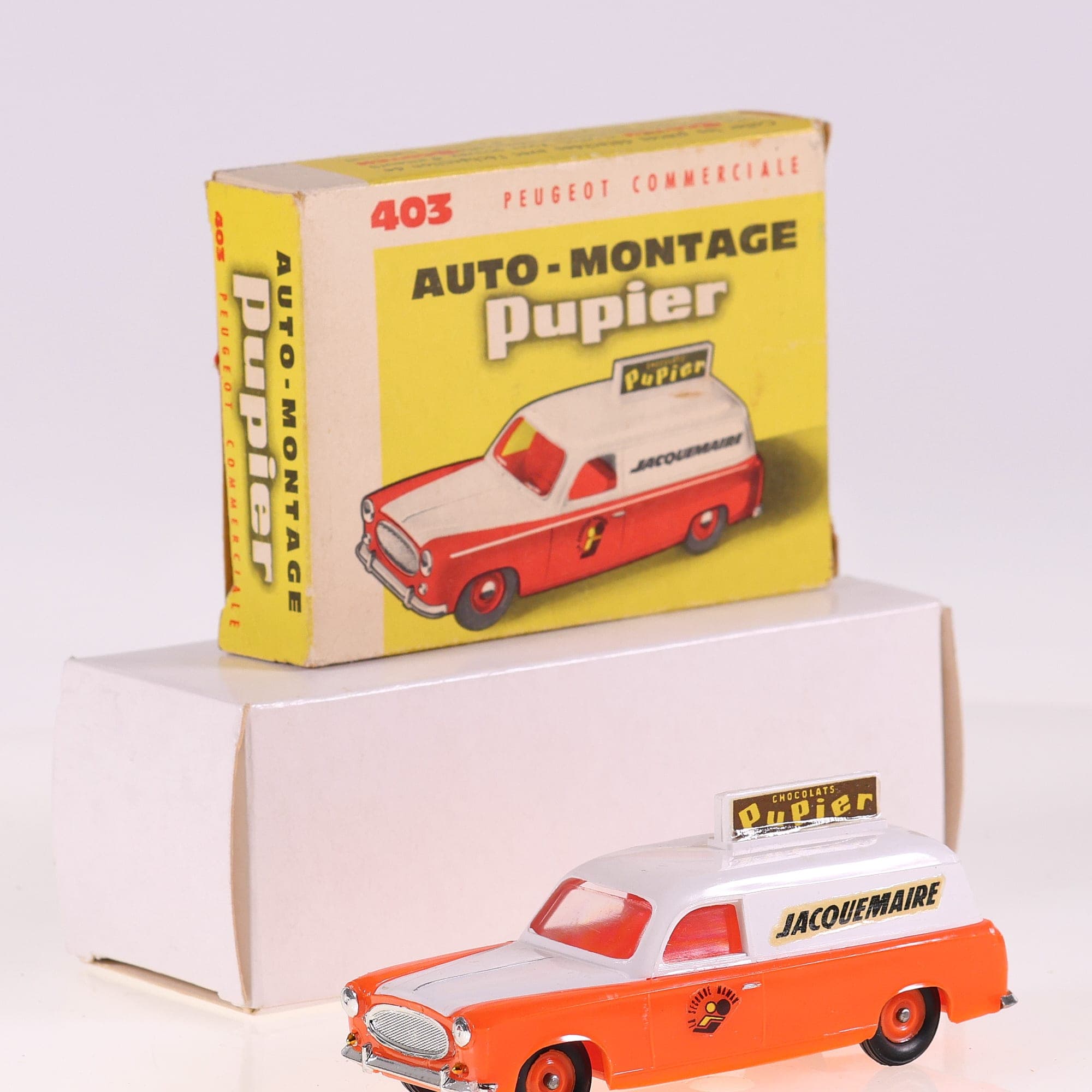 Convert 403 Peugeot Commerciale Pupier Jacquemaire 1/43 kit plastique en boîte