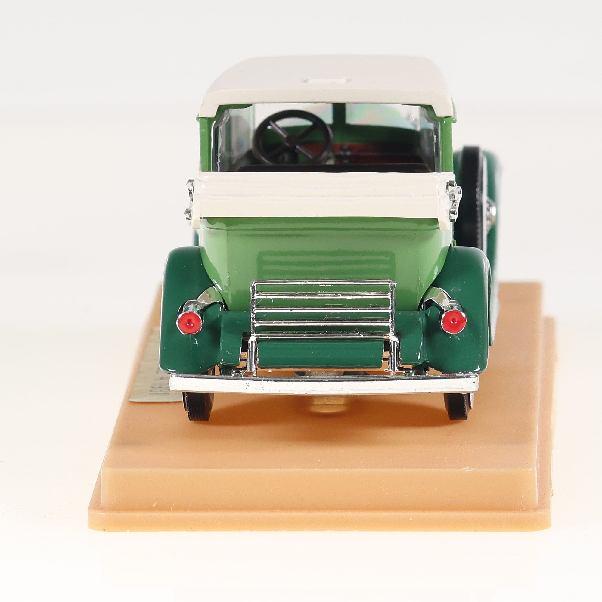 Solido 4085 Cadillac 452 A 1931 1/43 verte et crème avec boîte — miniature 8
