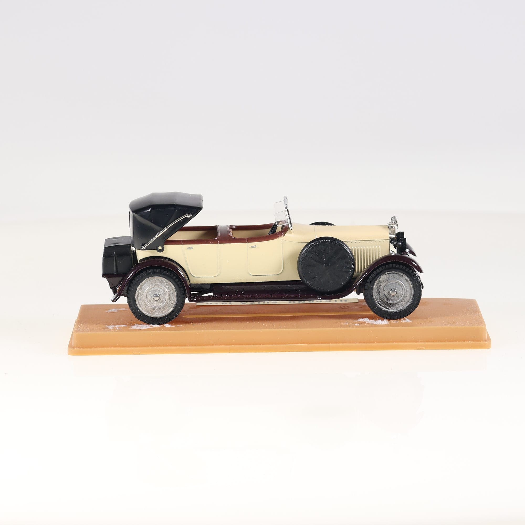 Solido 145 Hispano-Suiza H6B 1926 1/43 crème et noir Grade B avec boîte — miniature 4