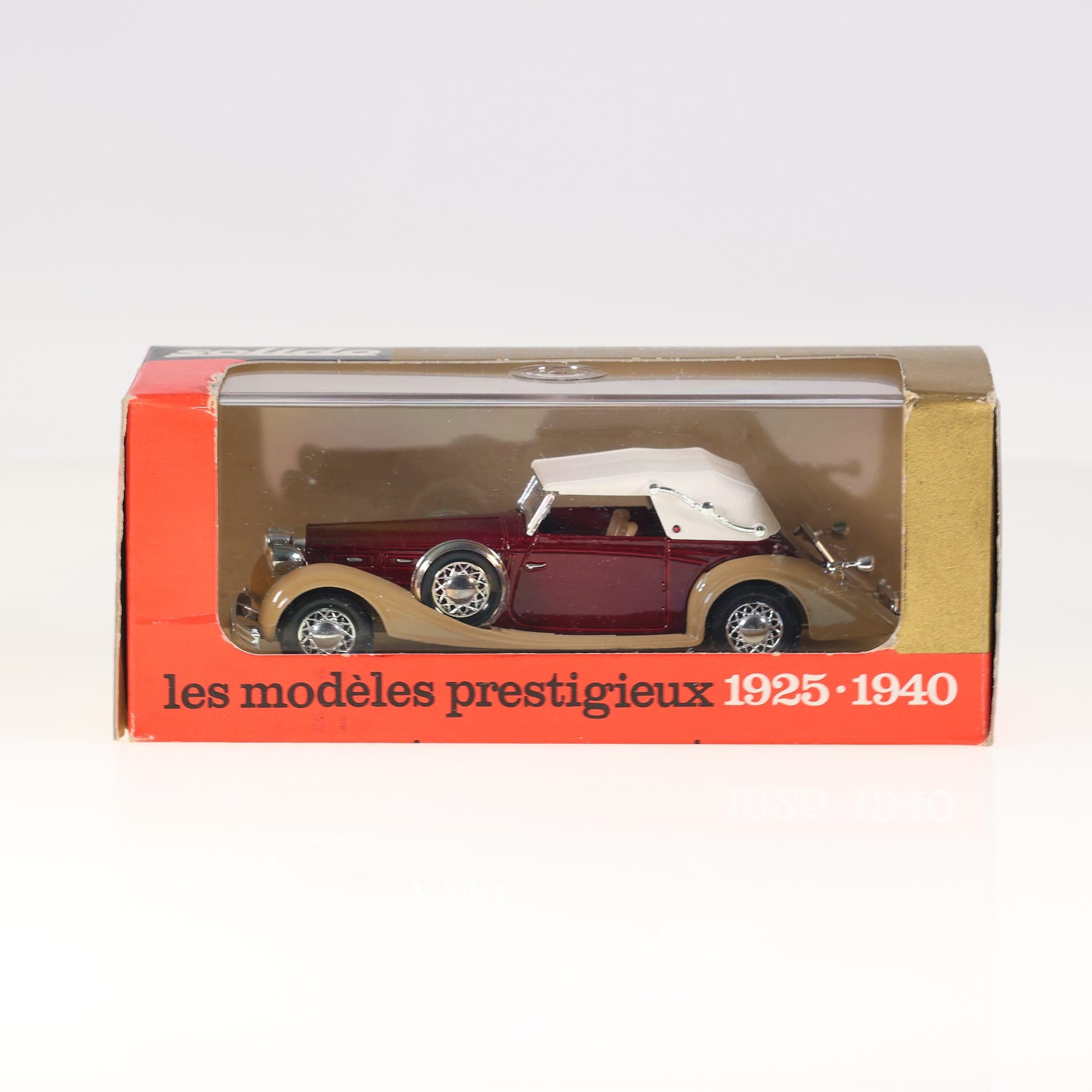 Solido D8 120 Delage D8 120 Cabriolet 1939 1/43 bordeaux et beige avec boîte — miniature 3
