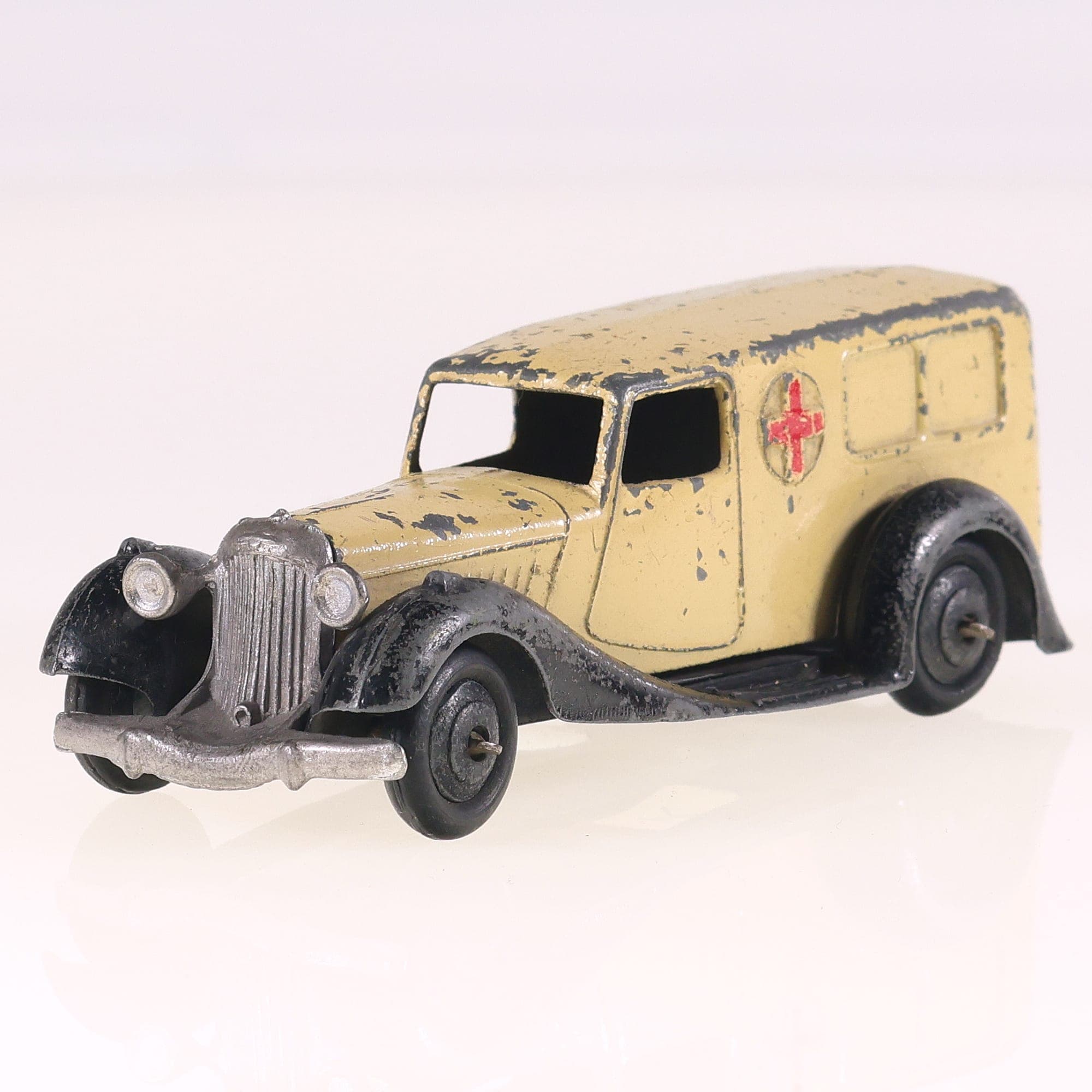Dinky Toys 30f Ambulance 1/43 Crème Grade D sans boîte