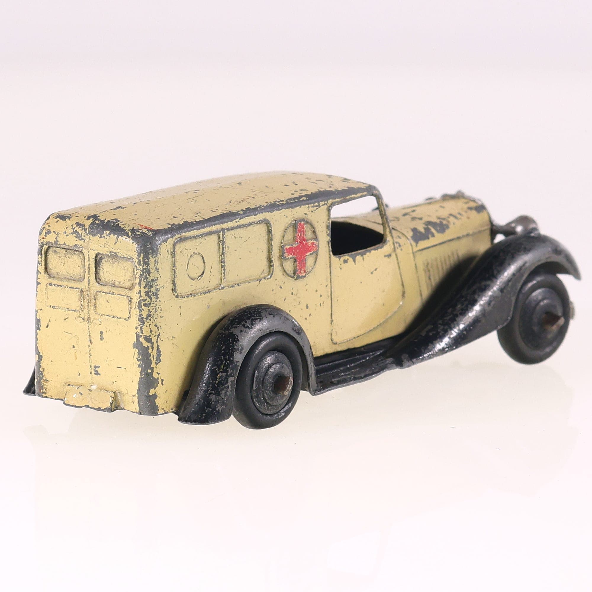 Dinky Toys 30f Ambulance 1/43 Crème Grade D sans boîte — miniature 5