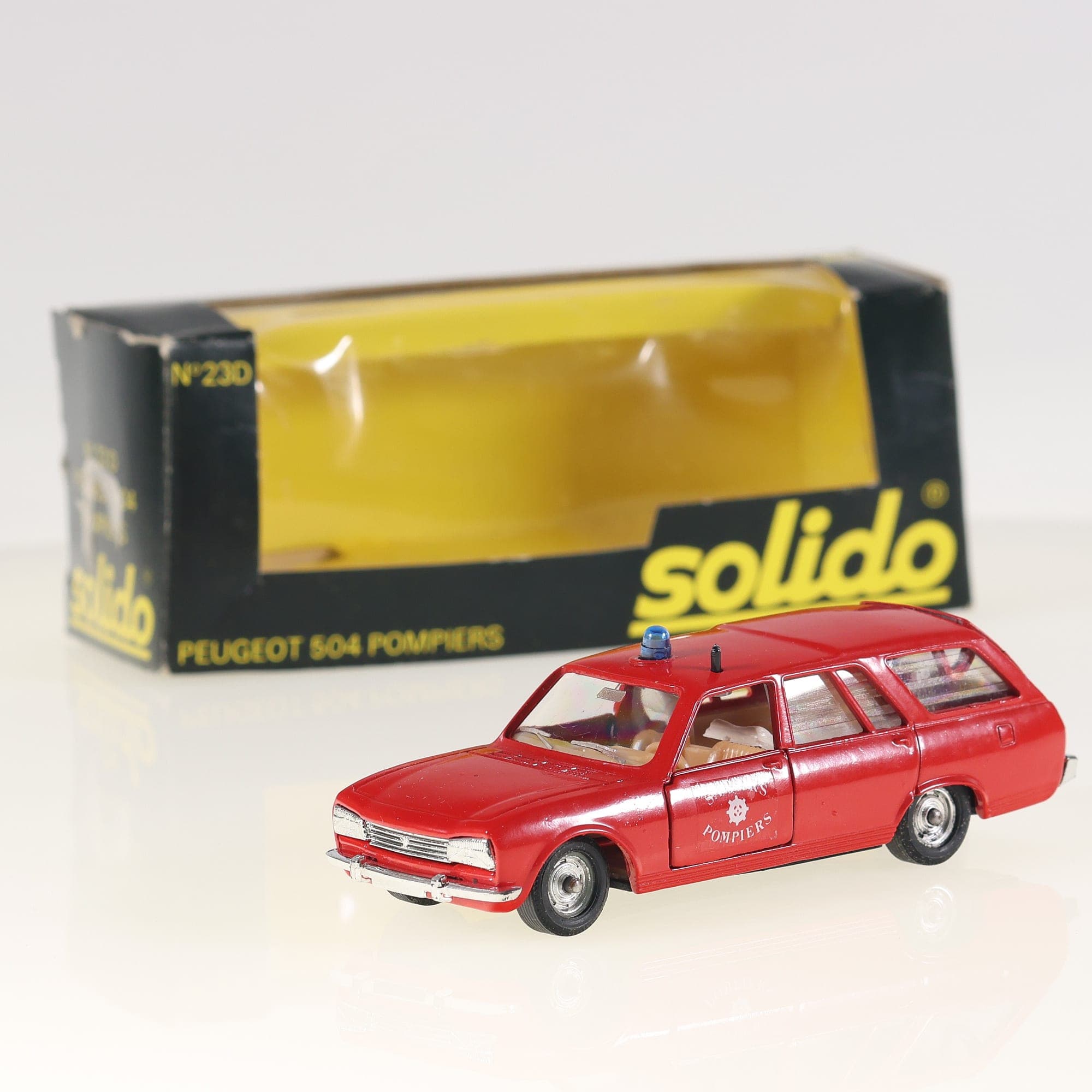 Solido 23D Peugeot 504 Break Pompiers 1/43 Rouge avec boîte
