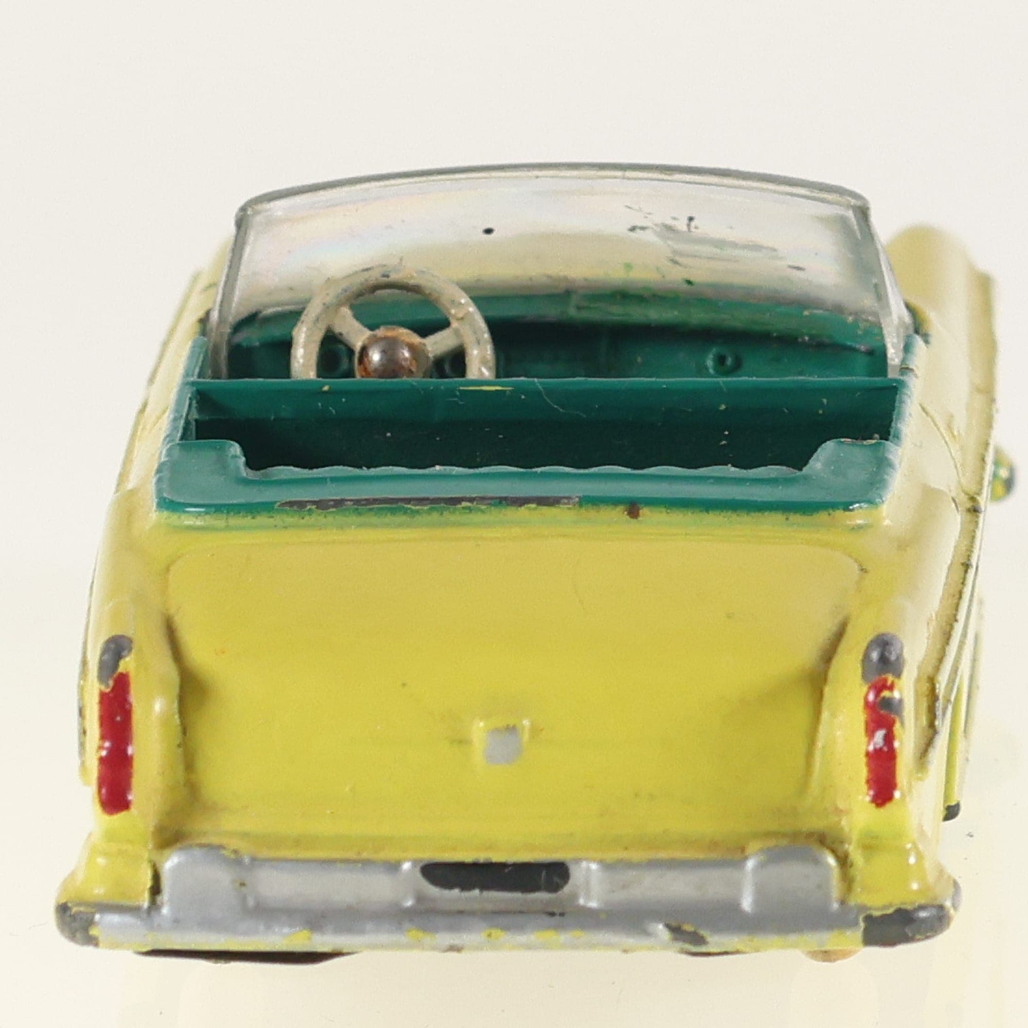 Dinky Toys 24A Chrysler New Yorker 1955 1/43 Jaune état B avec boîte état D — miniature 8
