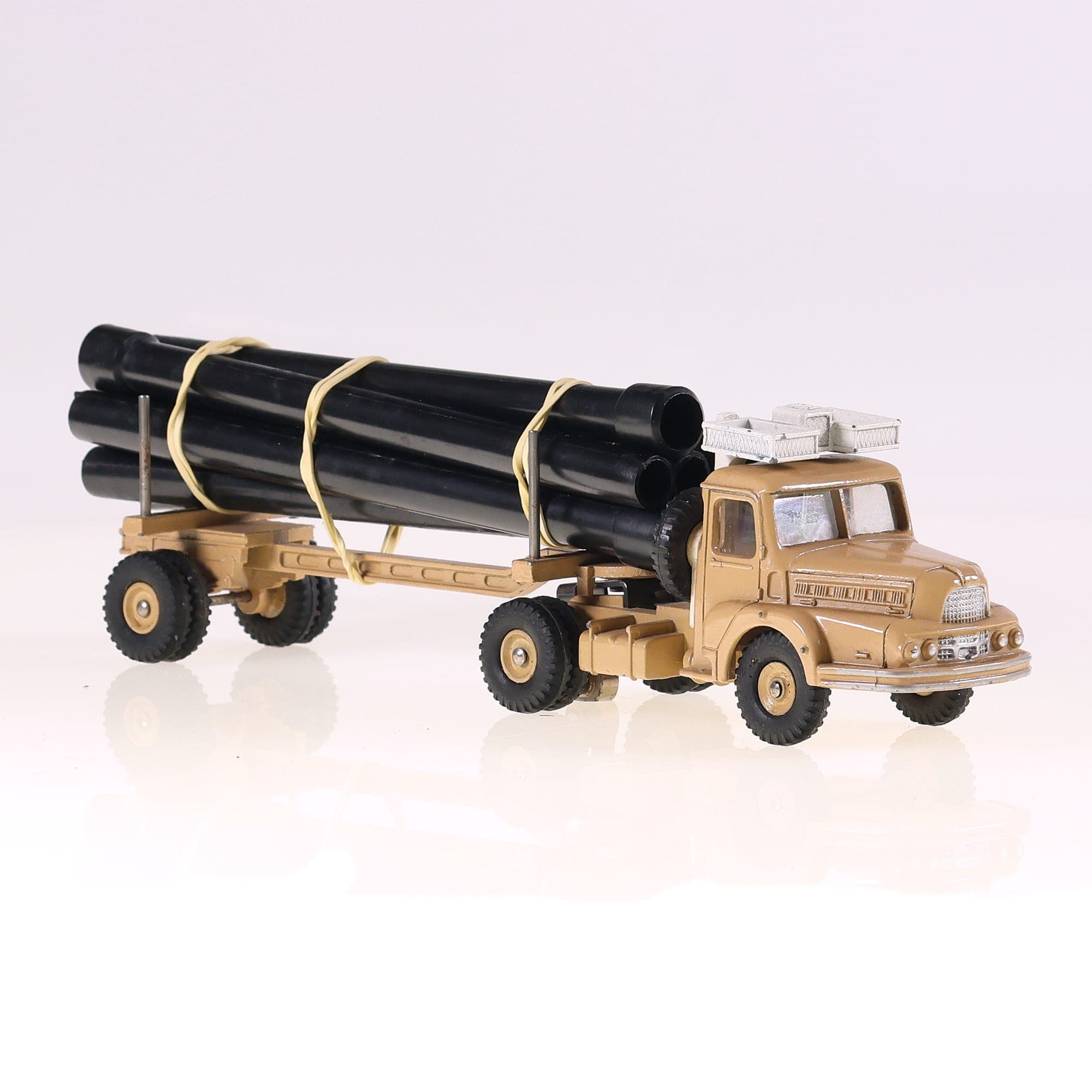 Unic 893 Dinky Toys Tracteur Unic Saharien porte-tubes 1/43 beige avec boîte — miniature 11