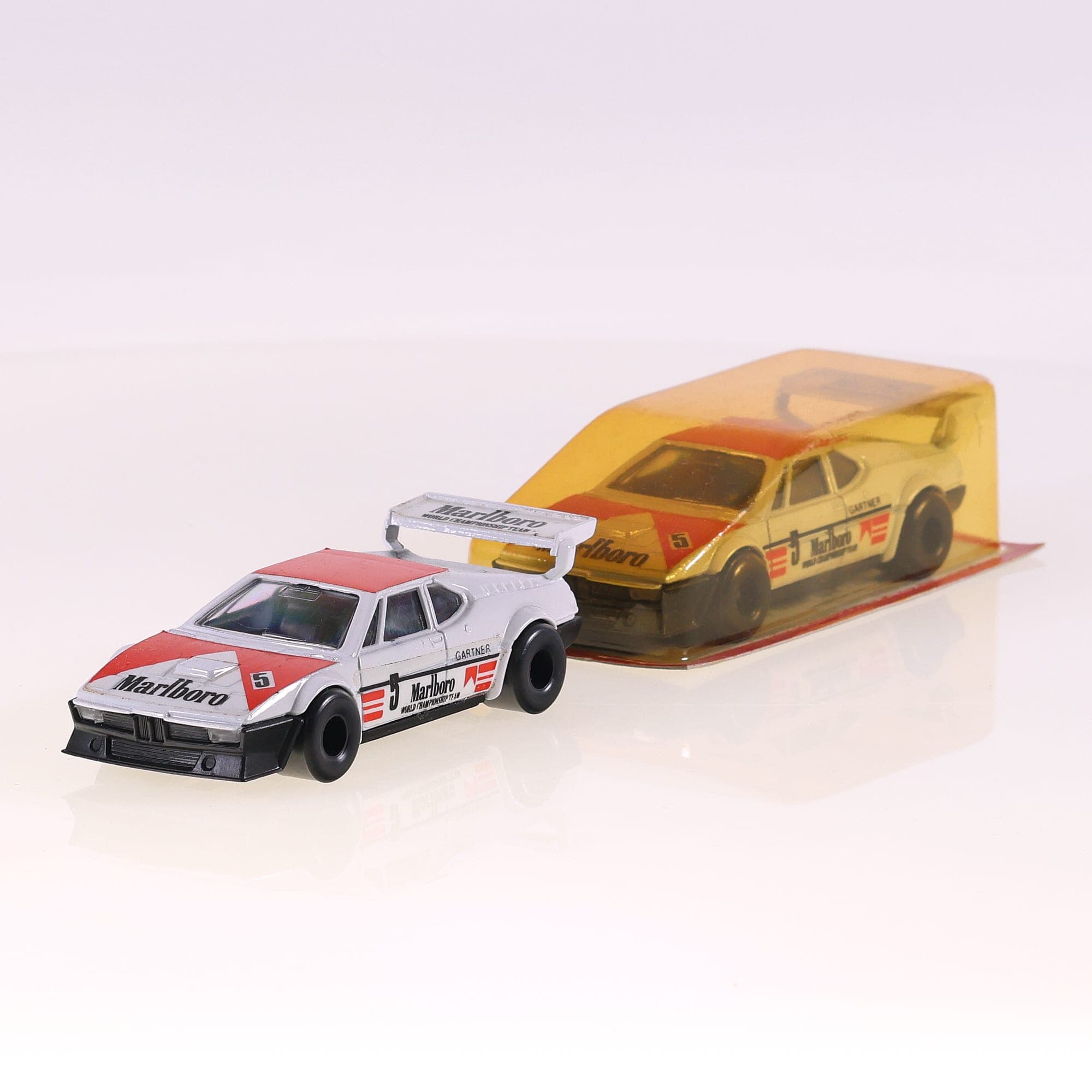 Yaxon BMW M1 Marlboro - 2 véhicules #5 1/43  — miniature 9