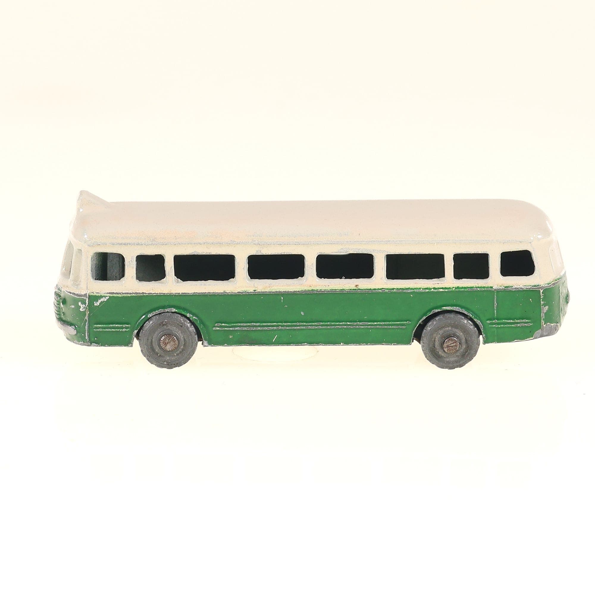 CIJ M1 Renault Autocar 1/87 Vert Grade B sans boîte