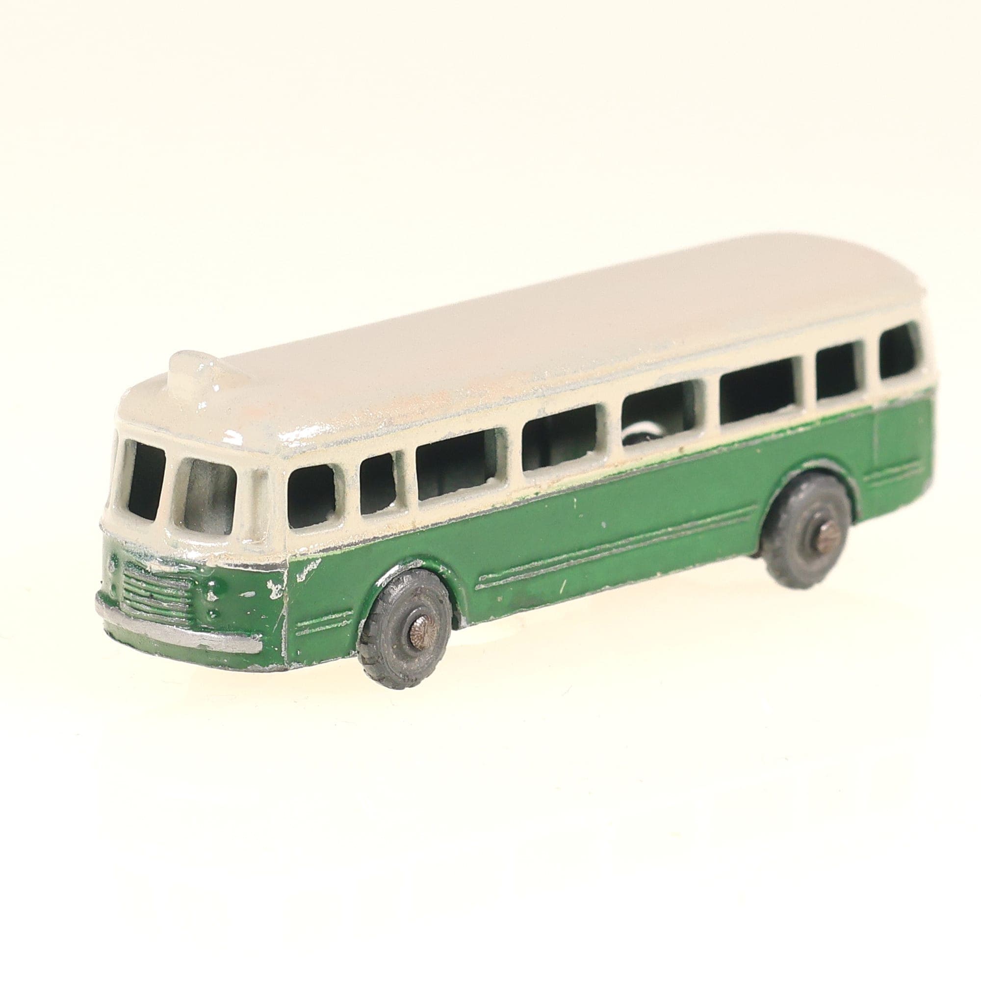 CIJ M1 Renault Autocar 1/87 Vert Grade B sans boîte — miniature 8