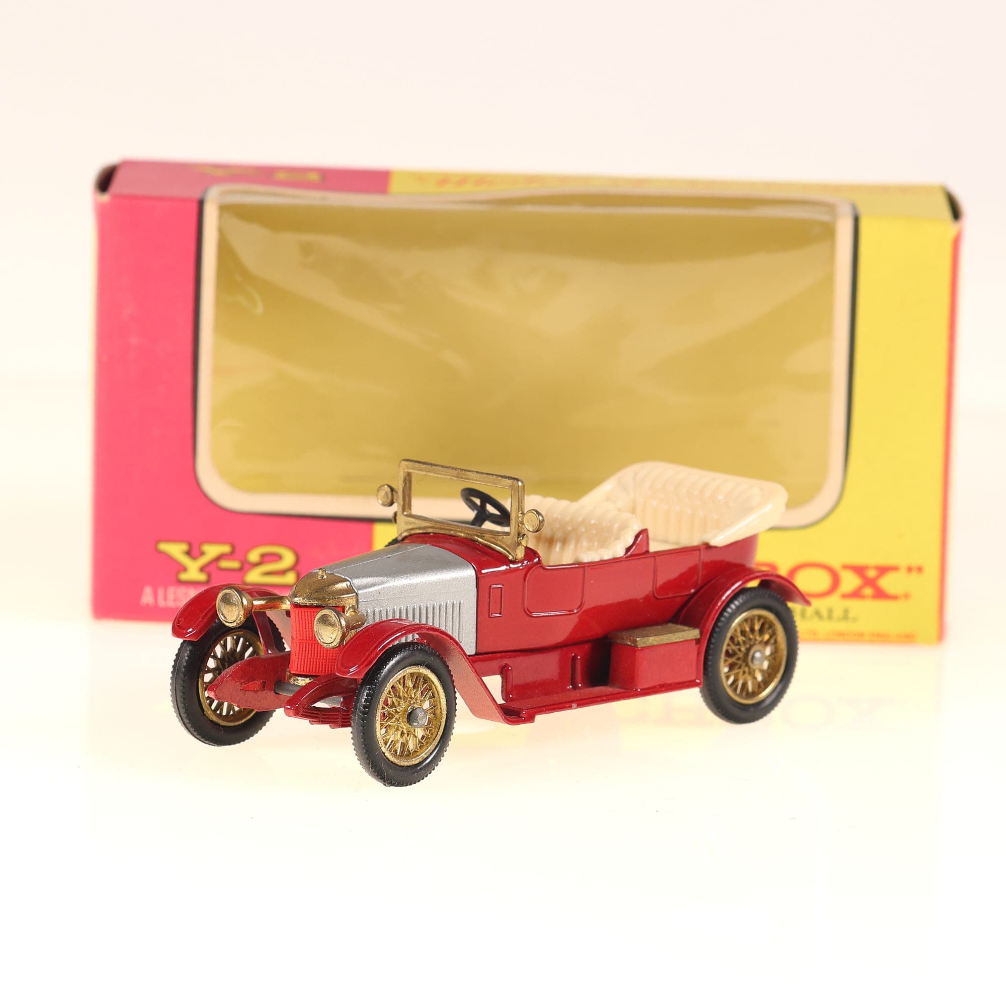 Matchbox Y-2 Renault 1911 Renault Type AG Tourer 1/47 rouge avec boîte