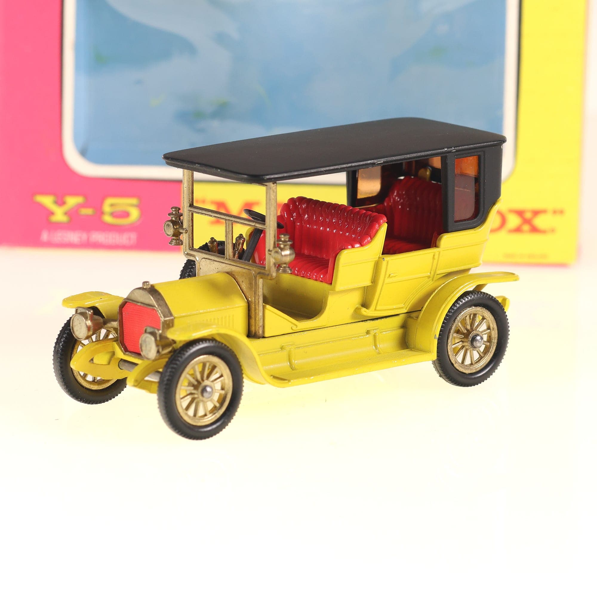 Matchbox Y-5 Peugeot 1907  1/43 jaune avec boîte
