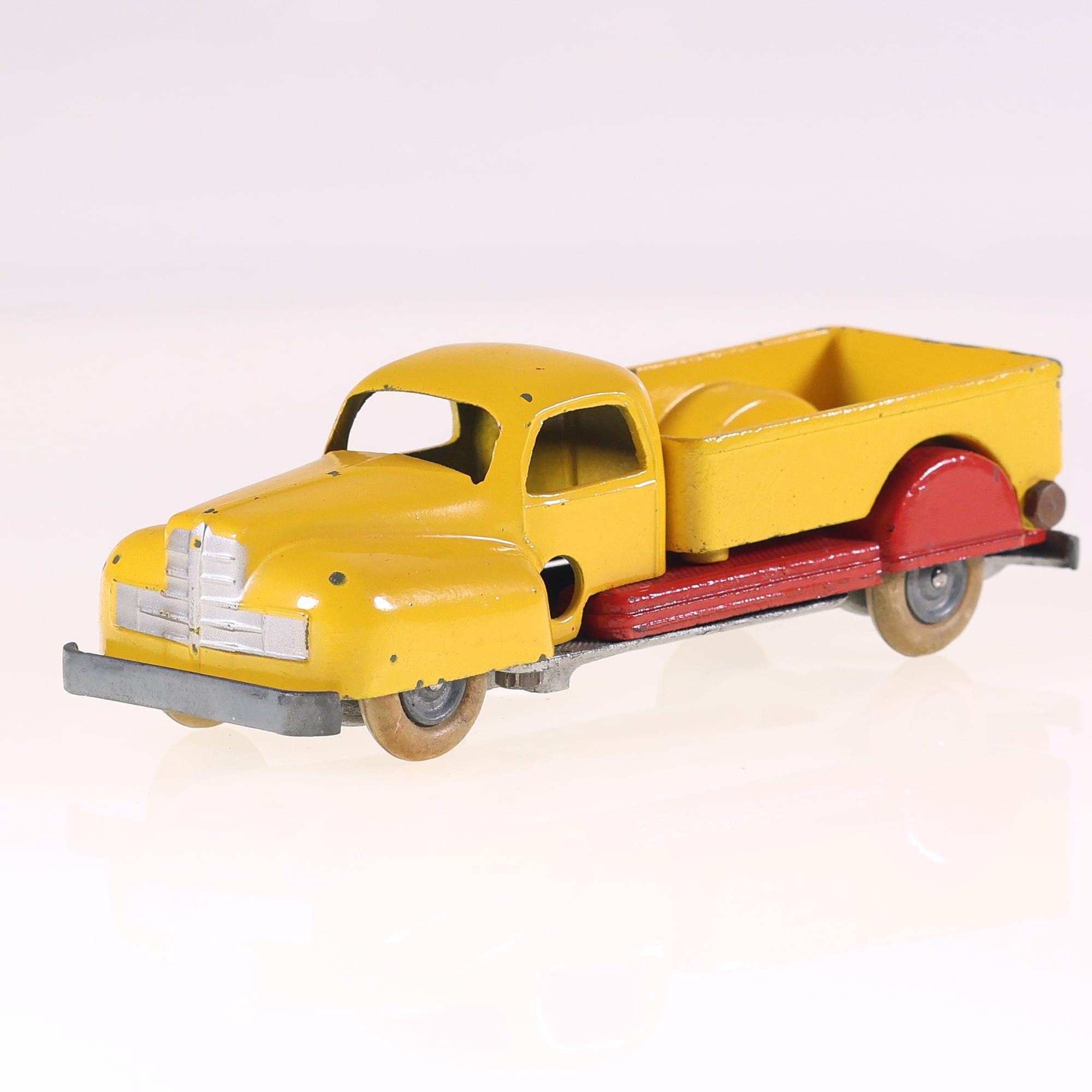 Solido transformable Pick-up benne basculante 12 cm jaune et rouge 