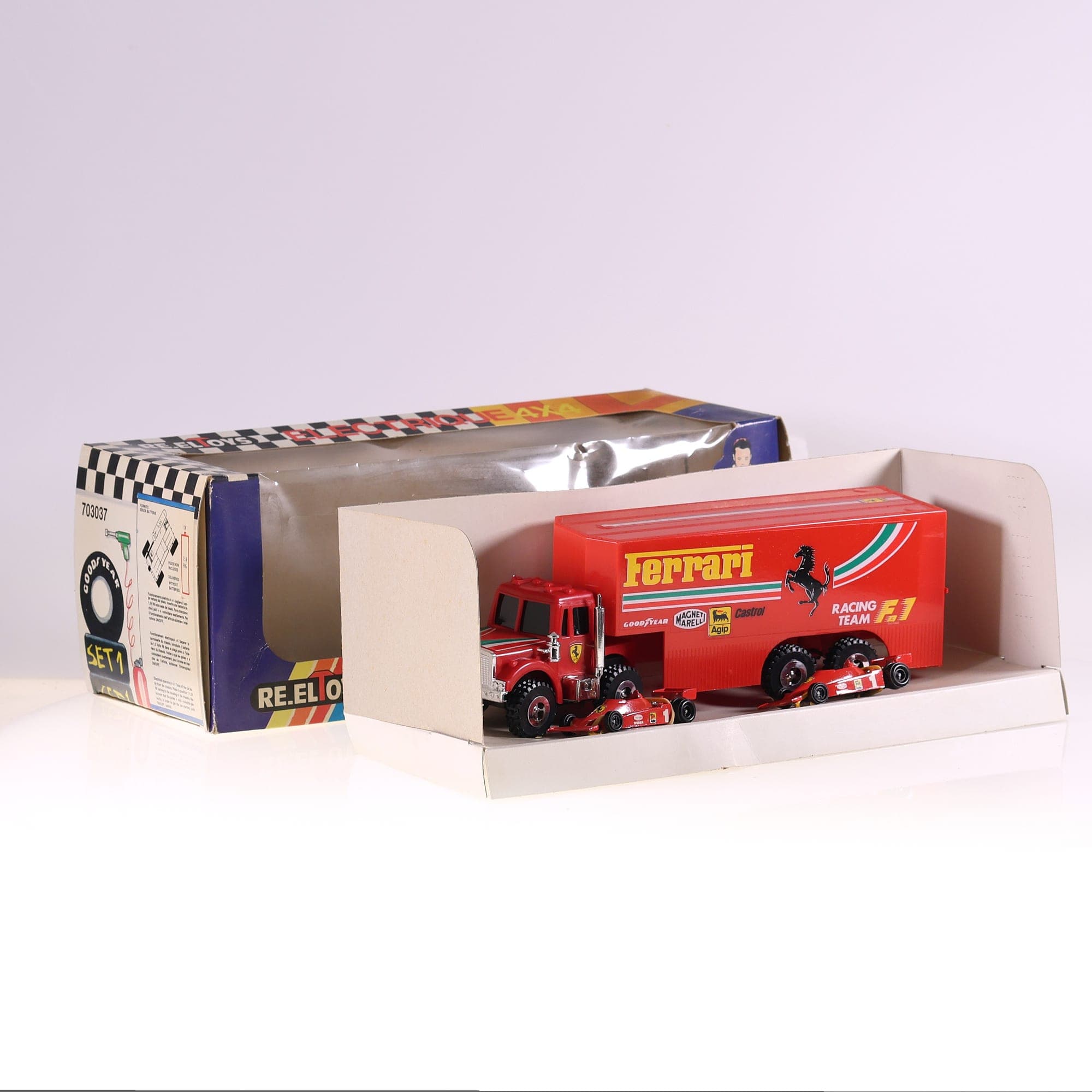 Re.elToys Scuderia electtrico 4x4 Rouge avec boîte