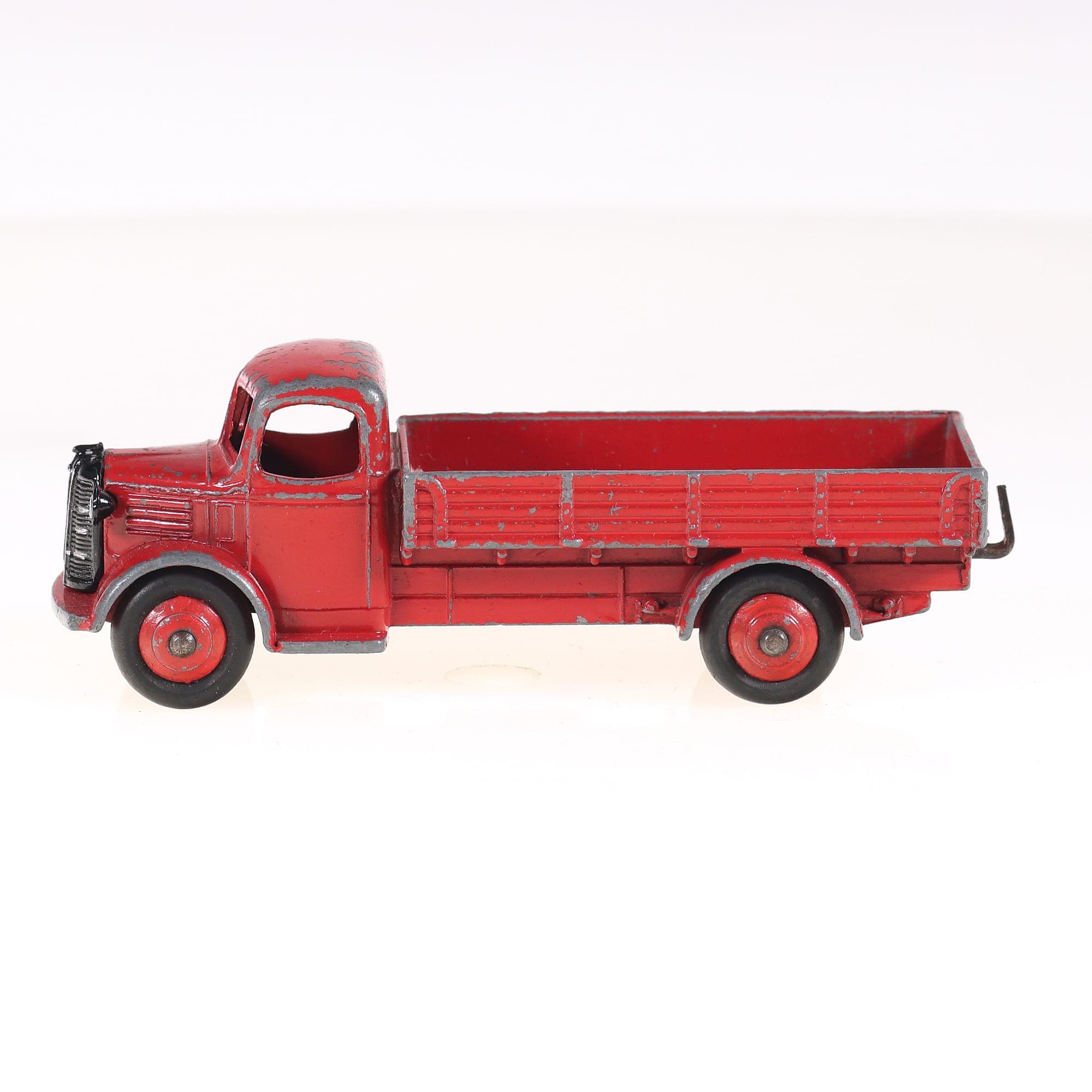 Dinky Toys 30J Austin wagon 1/50 Rouge Grade C sans boîte