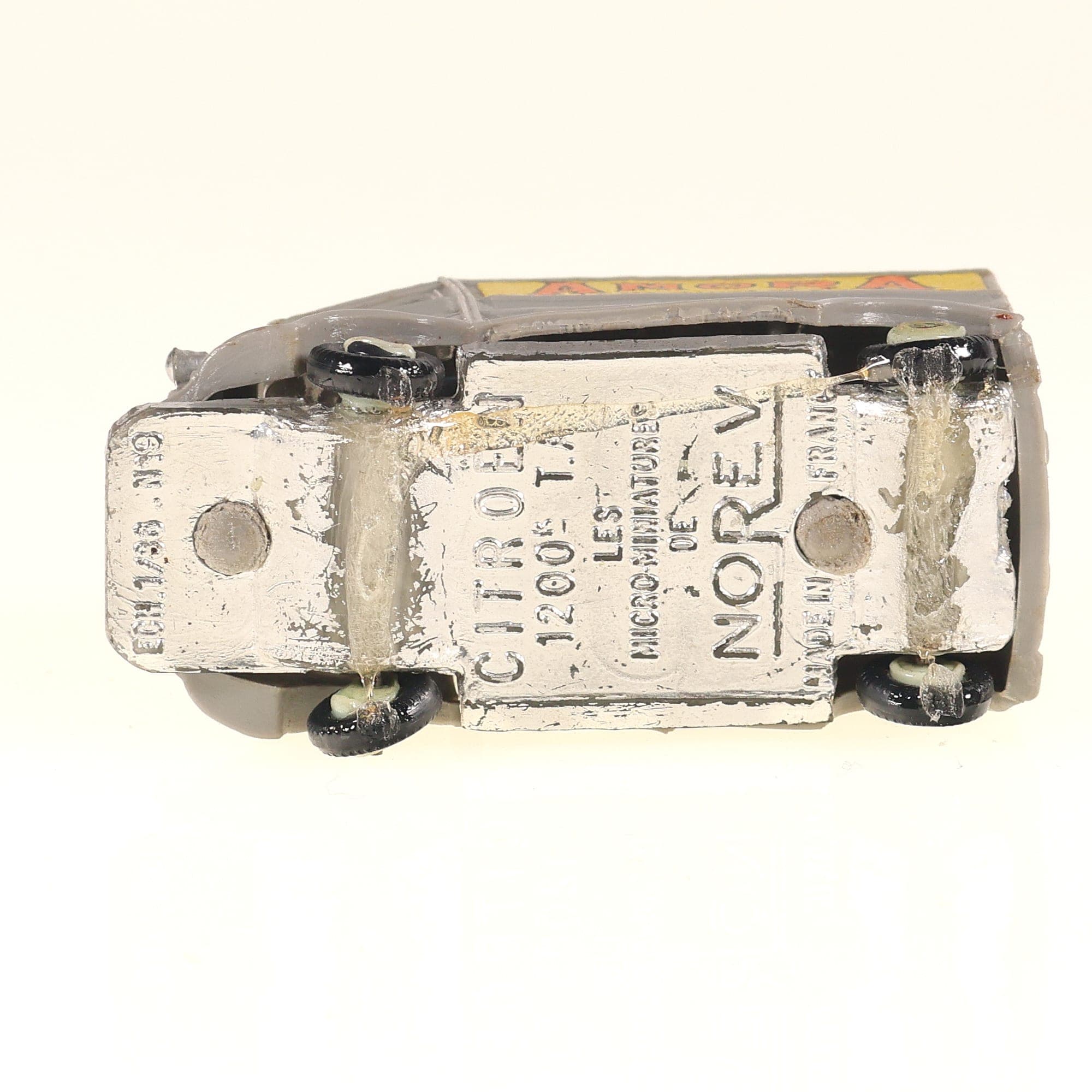 Citroën 8 Micro-miniature Norev Type H Amora 1/90 grise Grade C sans boîte — miniature 9