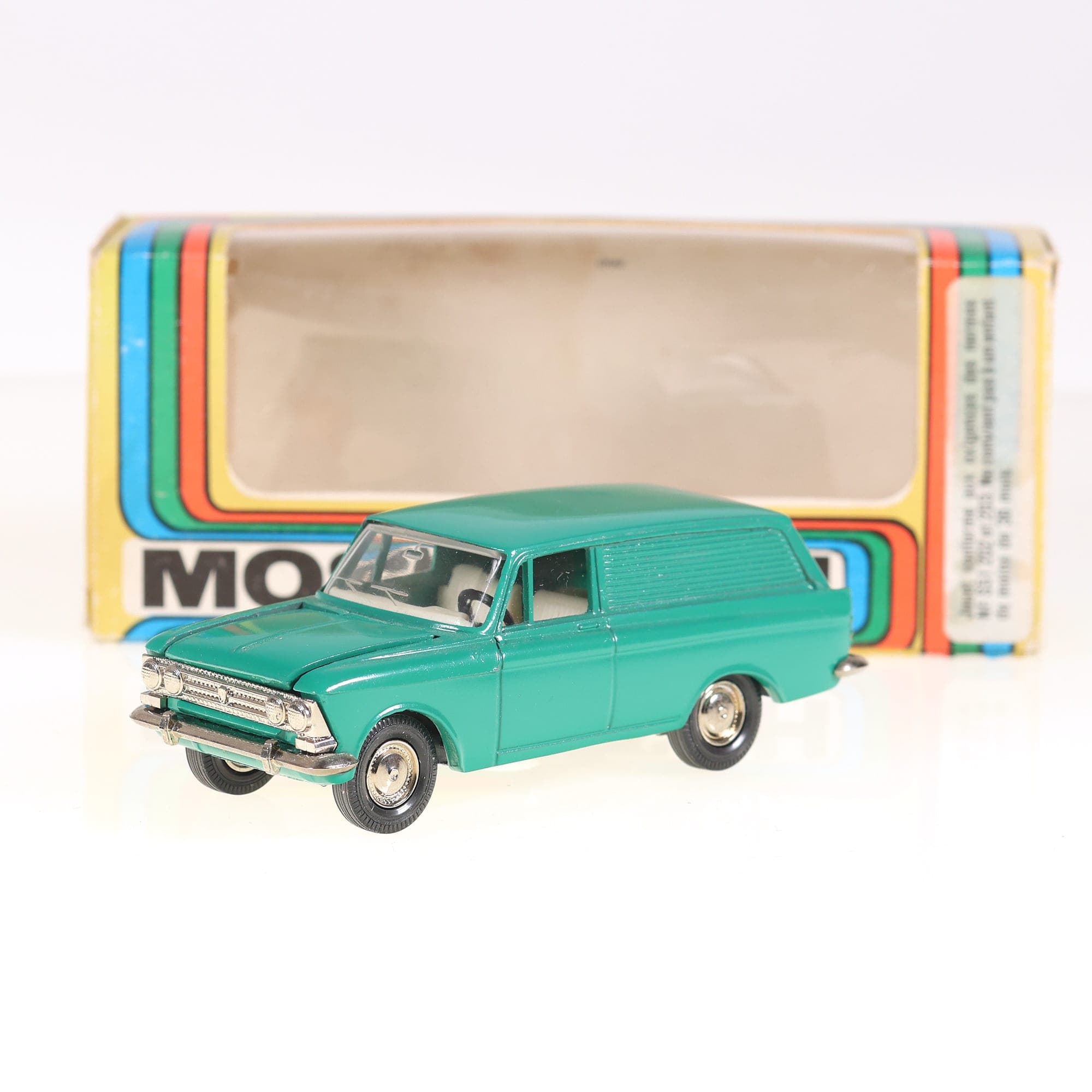 URSS MOSKVITCH 433 fourgonnette 1/43 Vert avec boîte de 1986 — photo 1