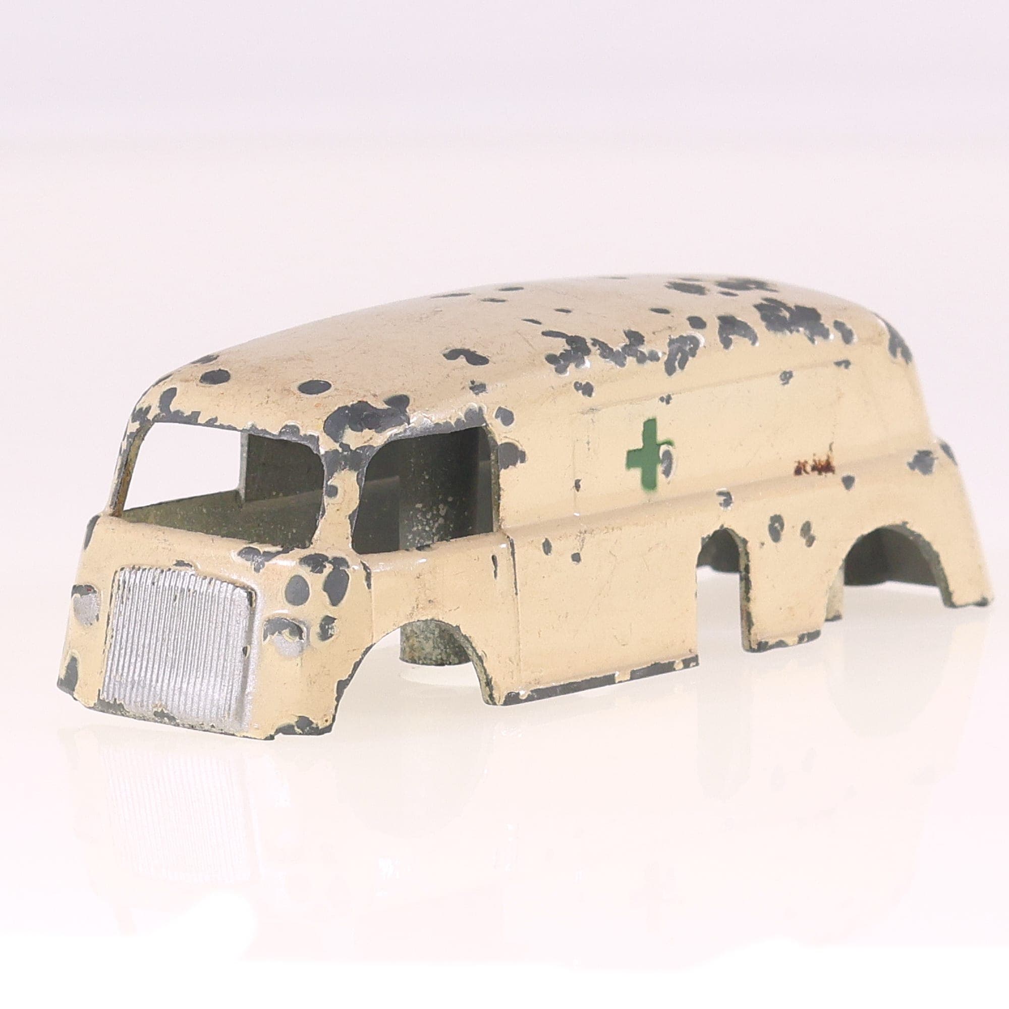 Solido transformable n°141 Neuilly Ambulance 8 cm carrosserie seule — photo 1