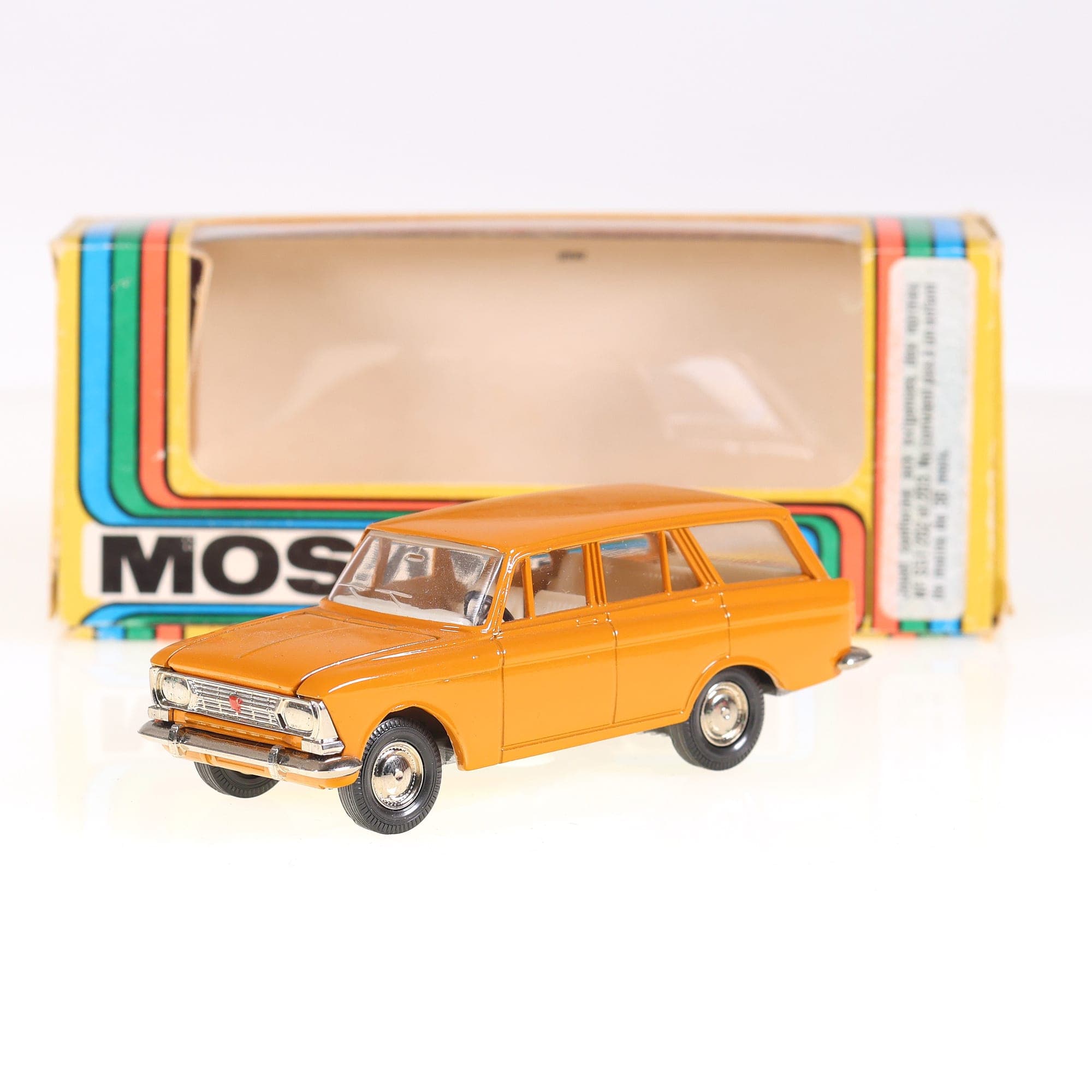 Saratov URSS Moskvitch 427 1/43 Orange avec boîte de 1986