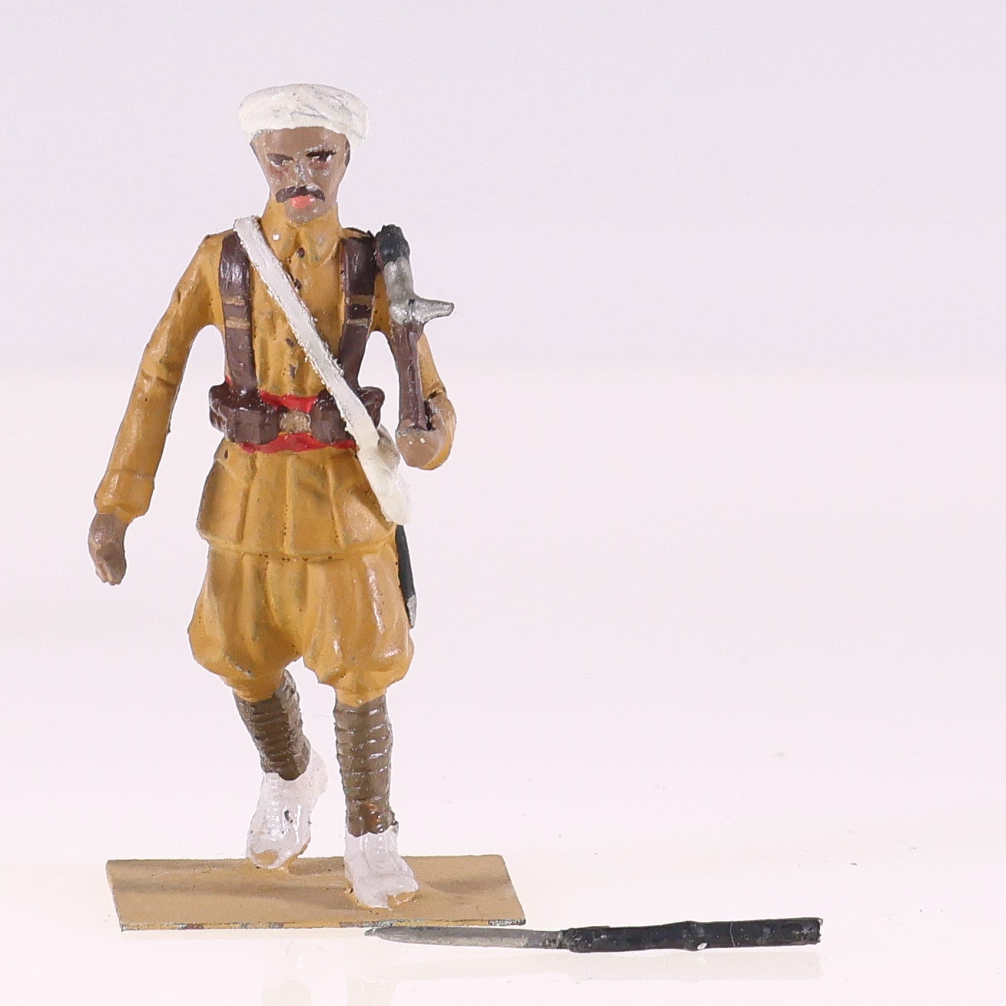 REAMSA ? soldat en métal 57 mm sans boîte