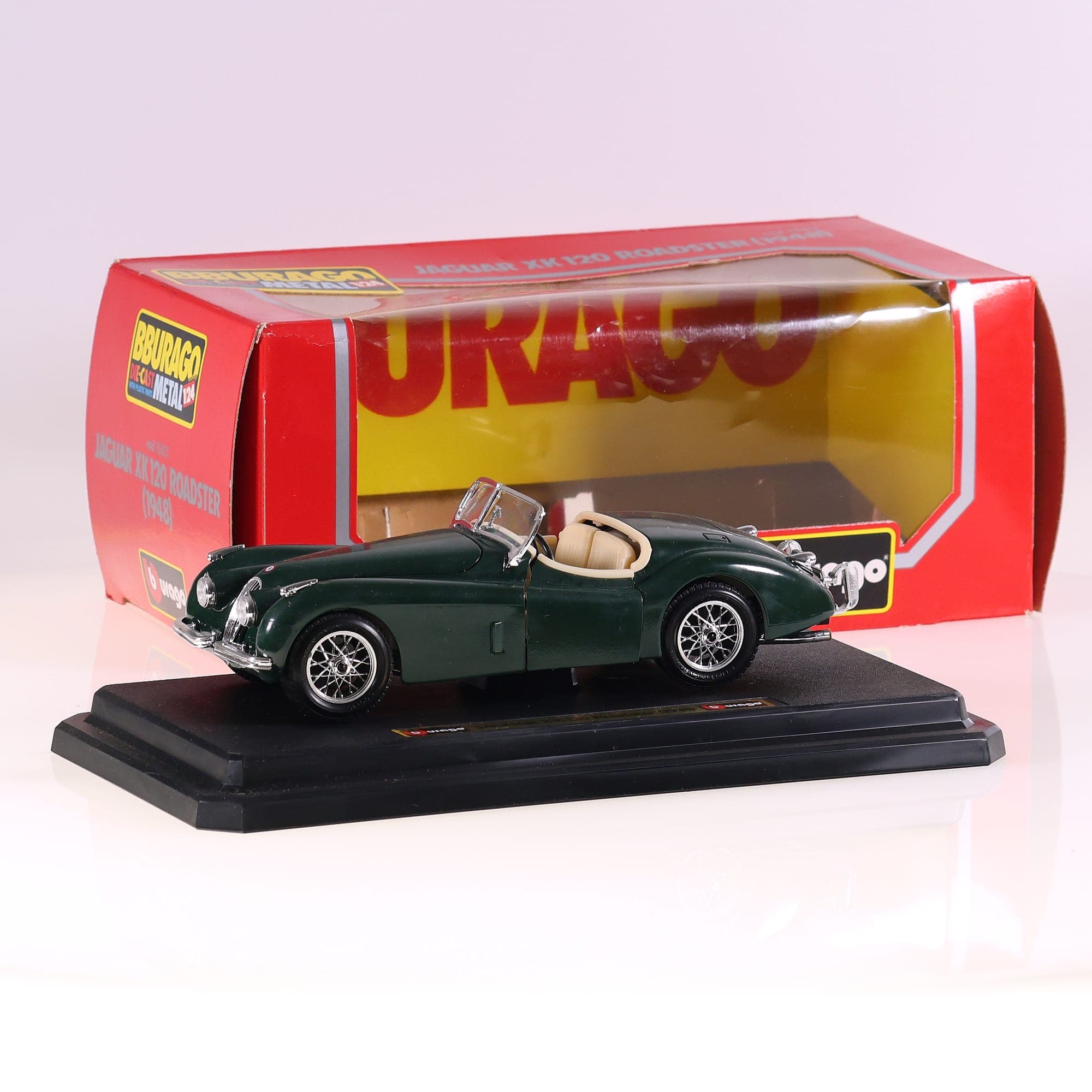 Burago 1502 Jaguar XK 120 Roadster  1948 1/24 Vert avec boîte