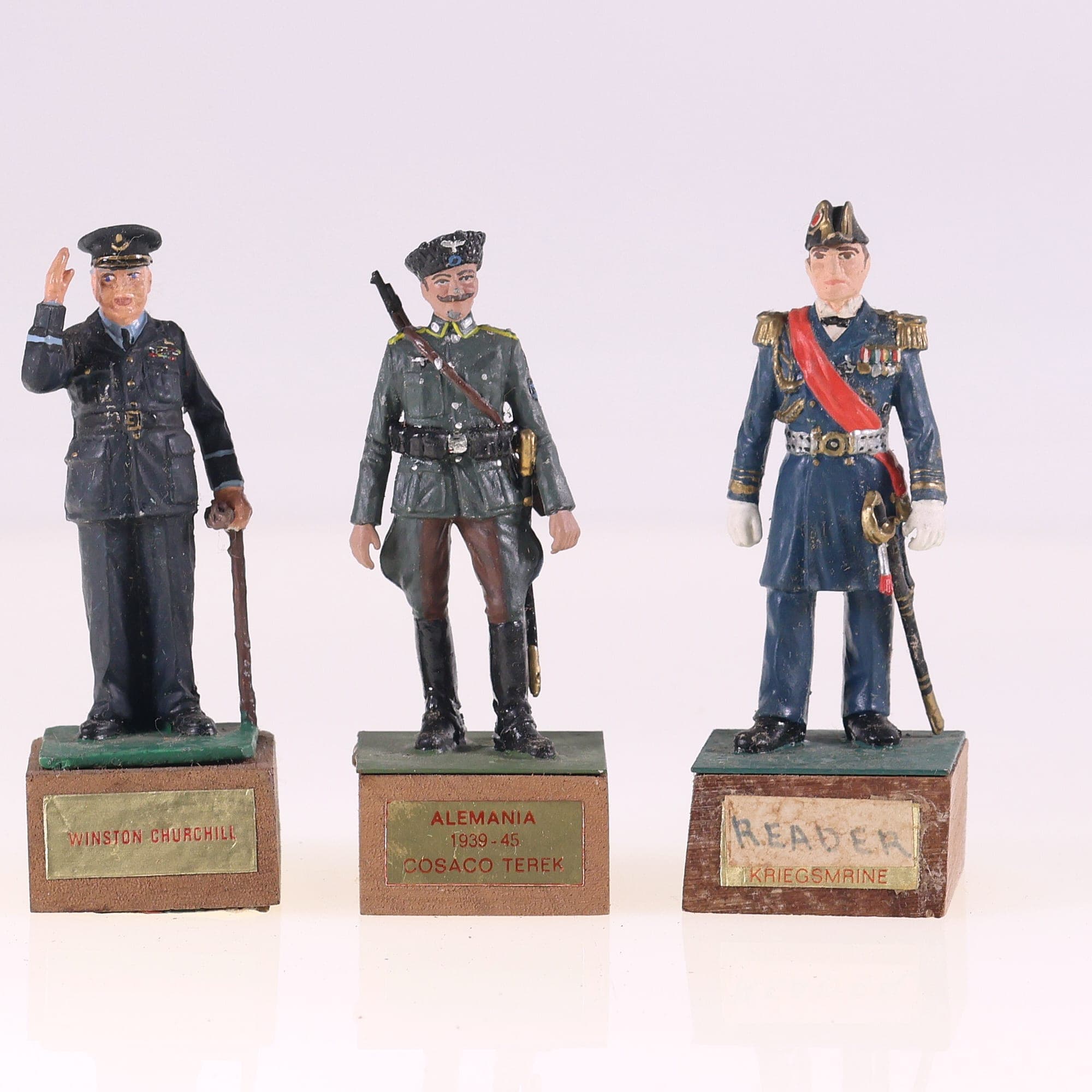 JEM (?) Non applicable Churchill cosaque divers Grade S sans boîte — photo 1