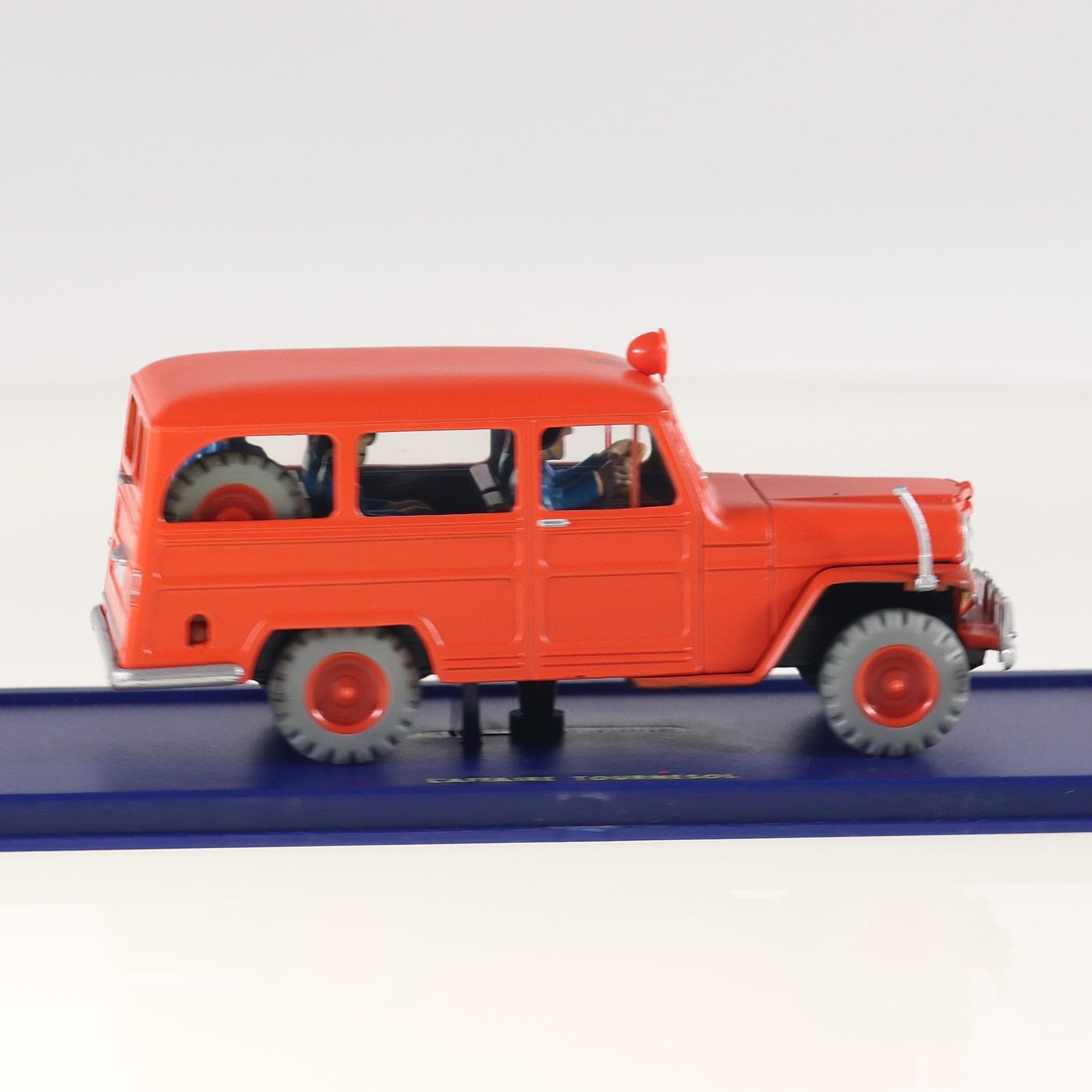 Atlas Tintin 2 118 057 Willys Jeep des pompiers 1/43 Rouge avec boîte — miniature 11