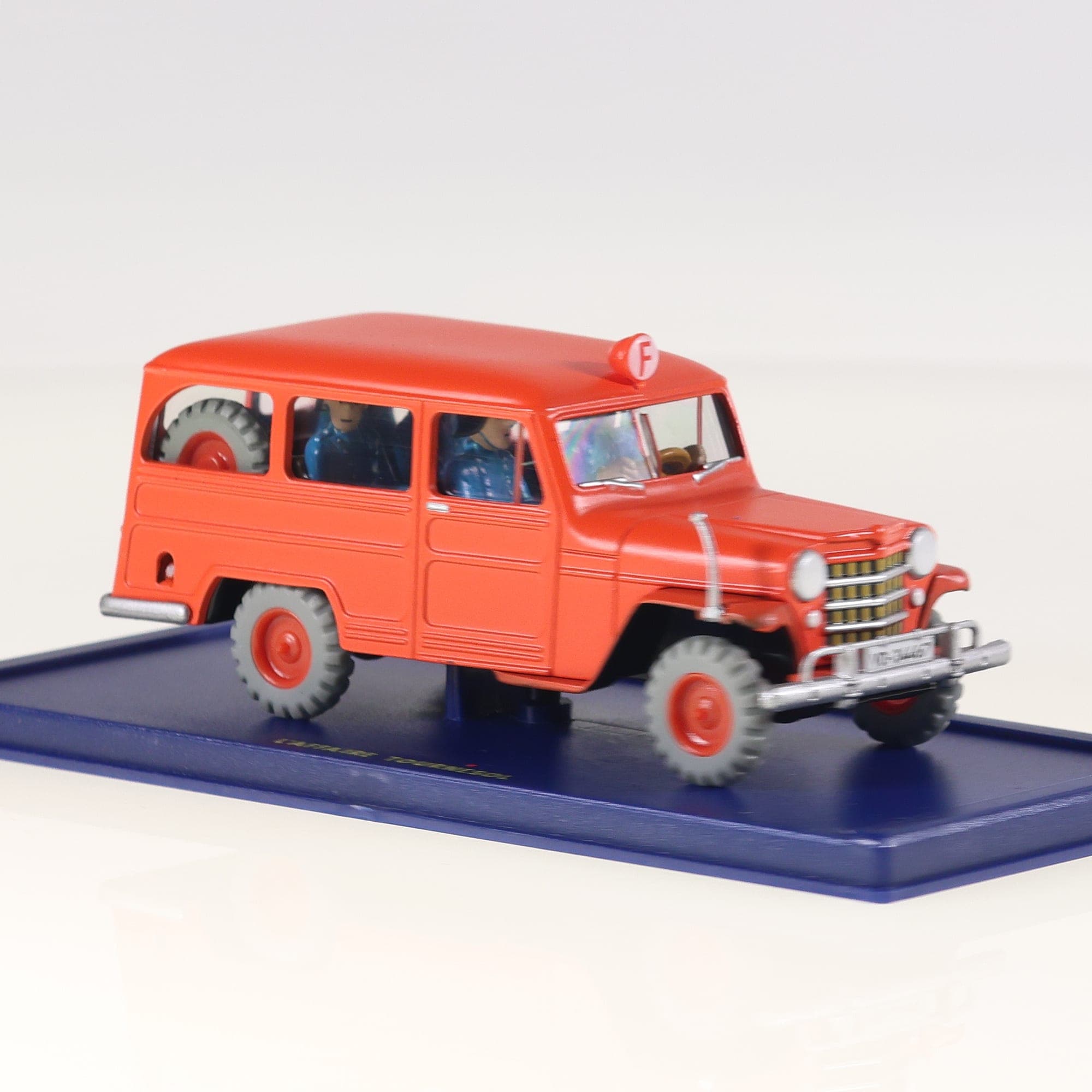 Atlas Tintin 2 118 057 Willys Jeep des pompiers 1/43 Rouge avec boîte — miniature 12