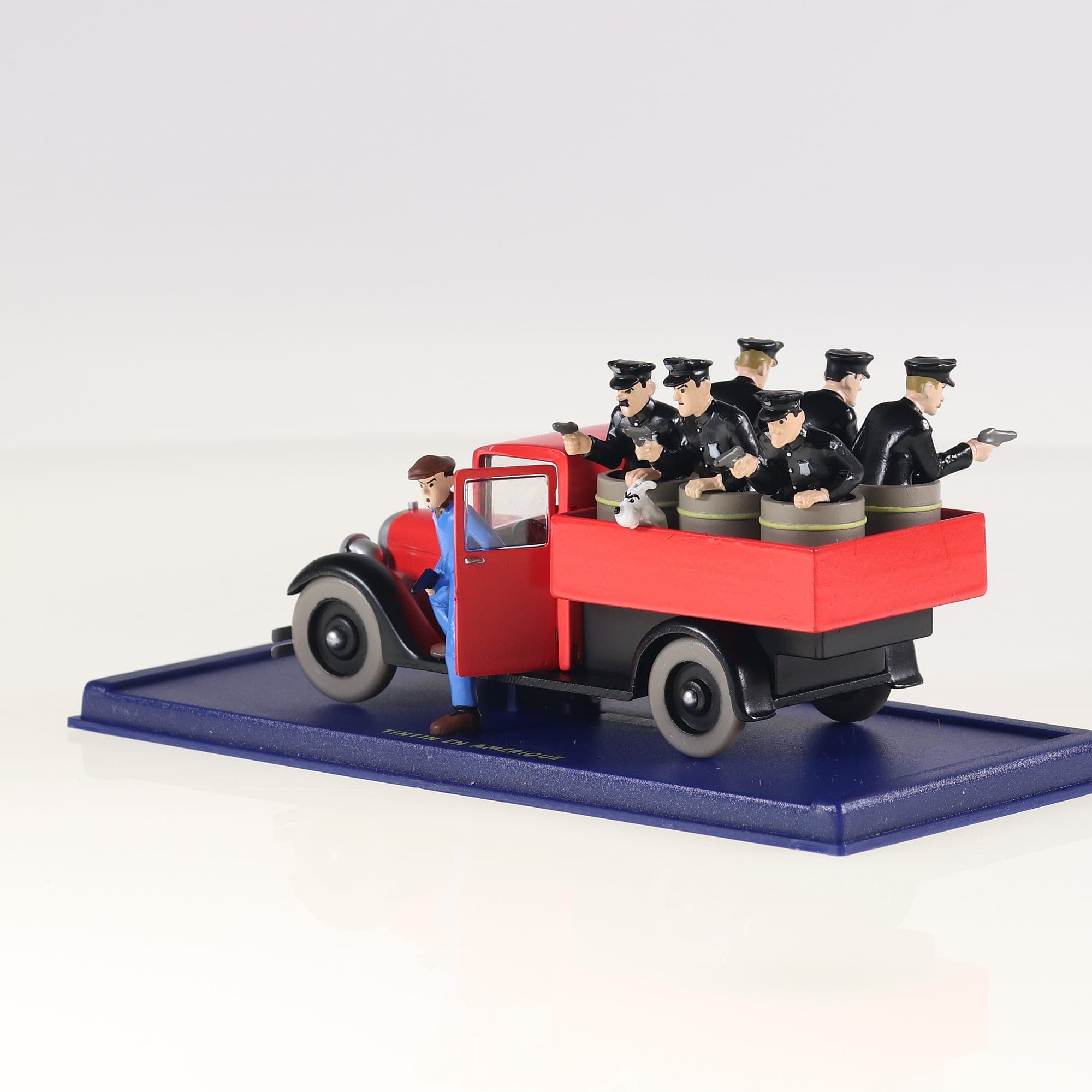 Atlas Tintin 2 118 041 Camion de police de Chicago 1/43 Rouge avec boîte — miniature 8