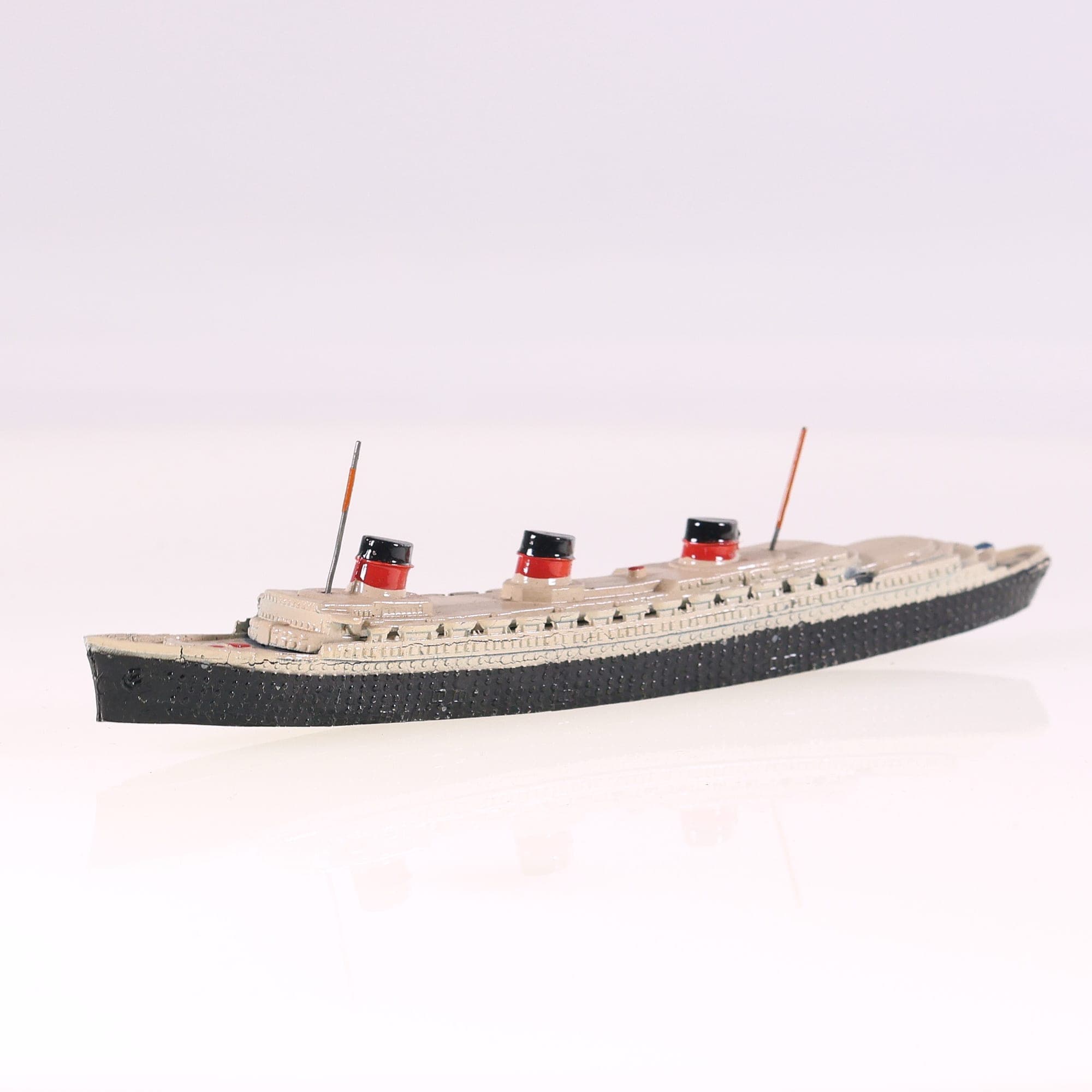 Meccano Dinky Toys F n° 52C Normandie Paquebot transatlantique 17,5 cm boite — miniature 14