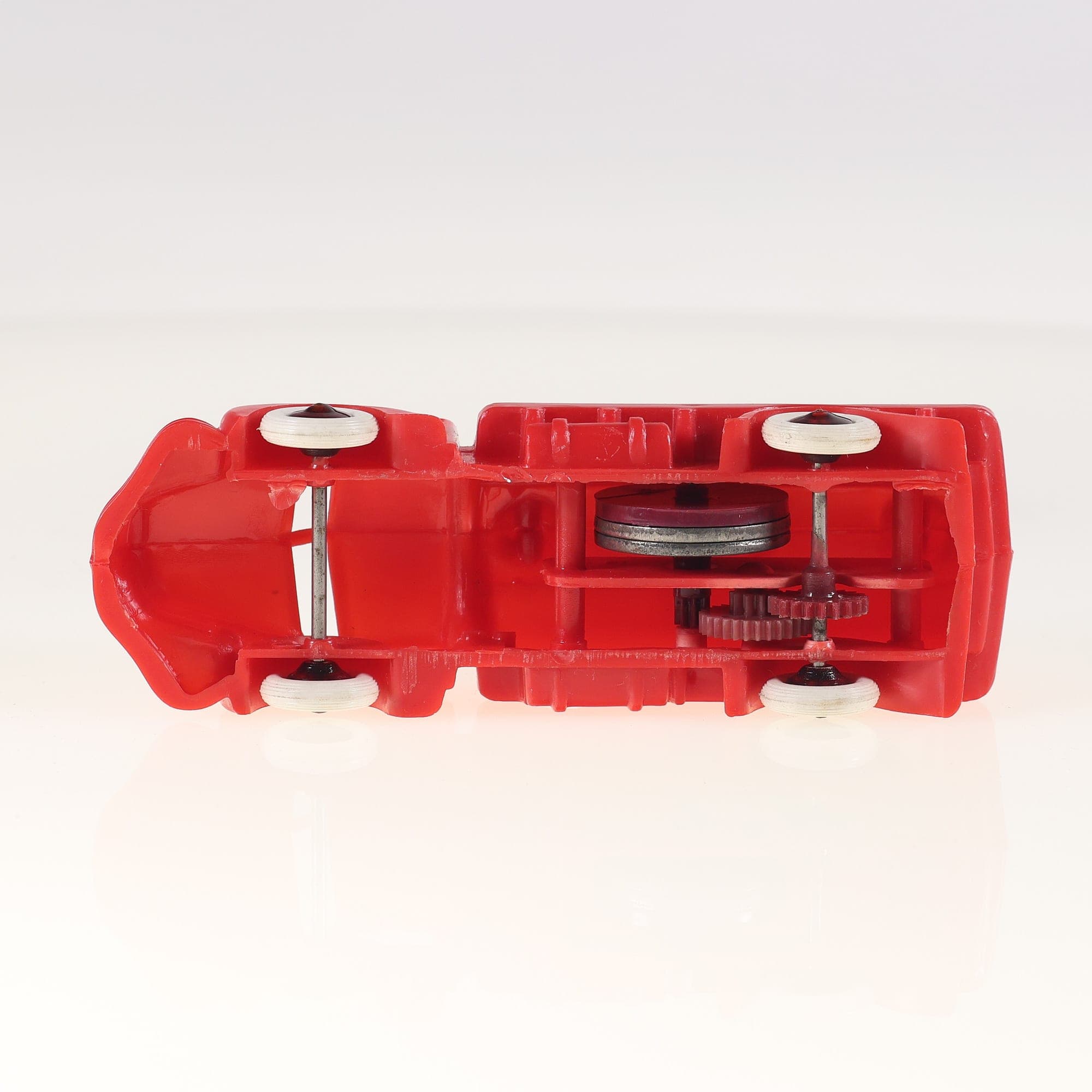 Bourbon Berliet GLR Camion citerne 1/50 Rouge sans boîte — miniature 10