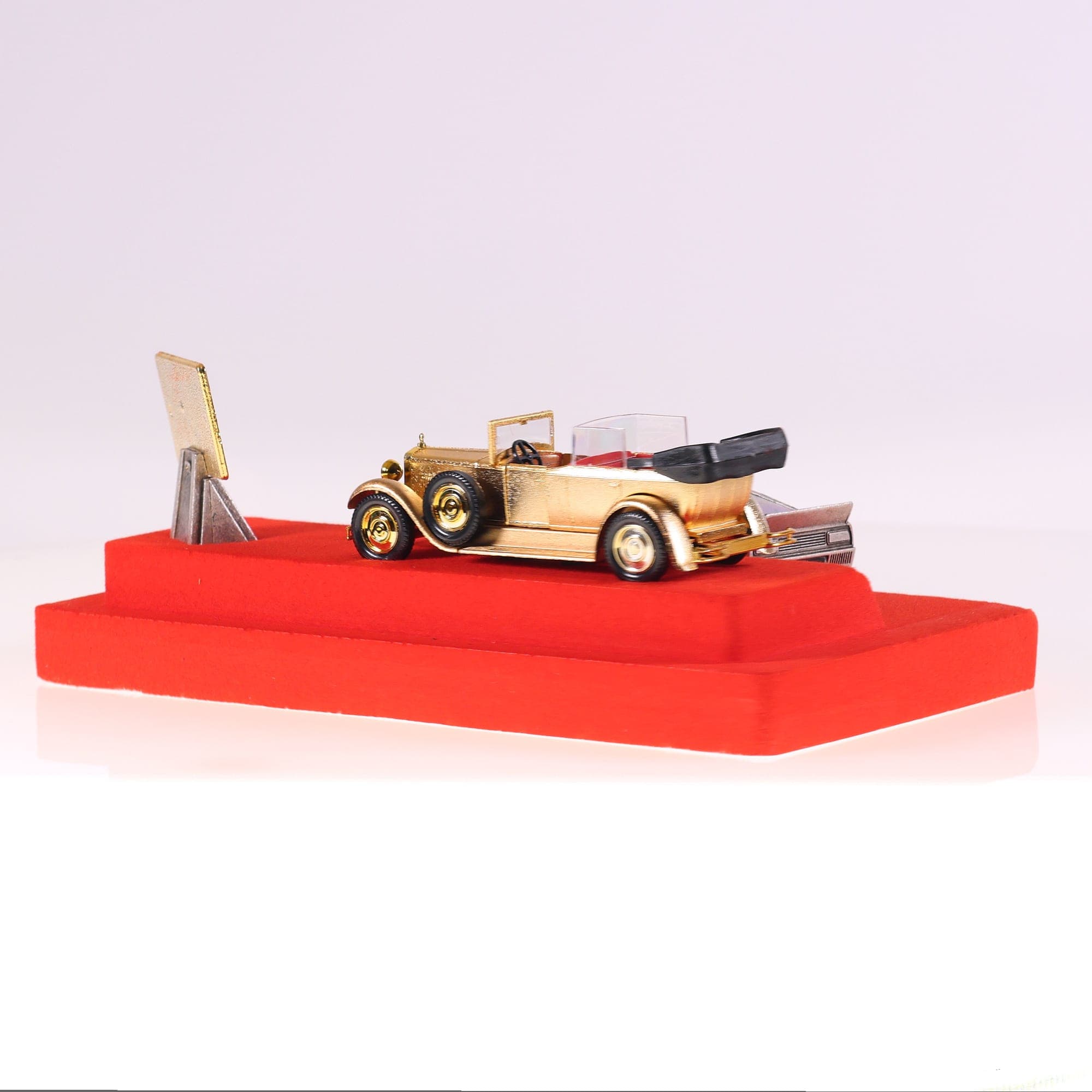 Solido Coffret Centenaire 1884-1984 Rolls Royce et Jaguar Or & Argent 1/43 — miniature 10
