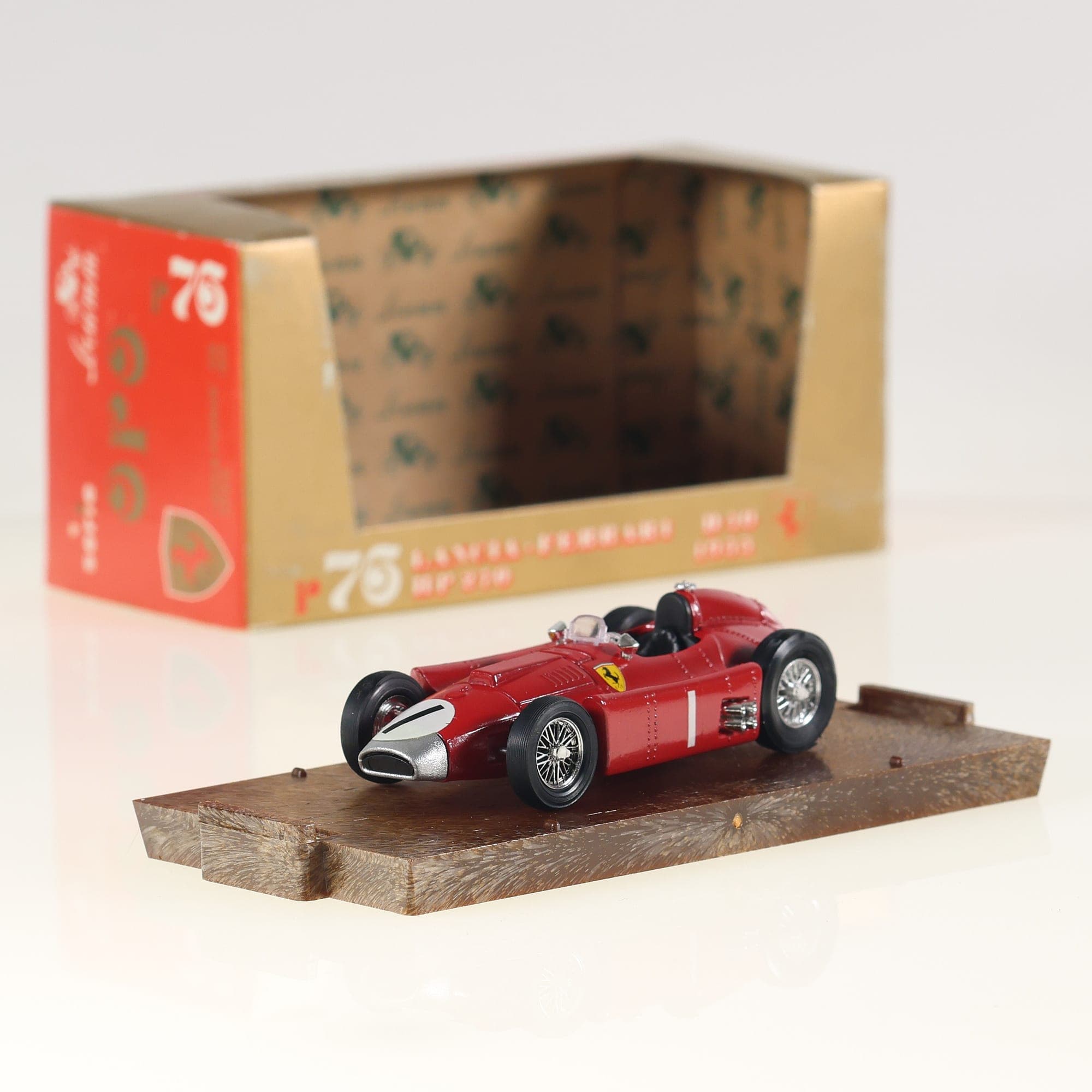 Brumm Lancia-Ferrari D50 1955 HP 270 R76  #1 1/43 Rouge avec boîte — photo 1