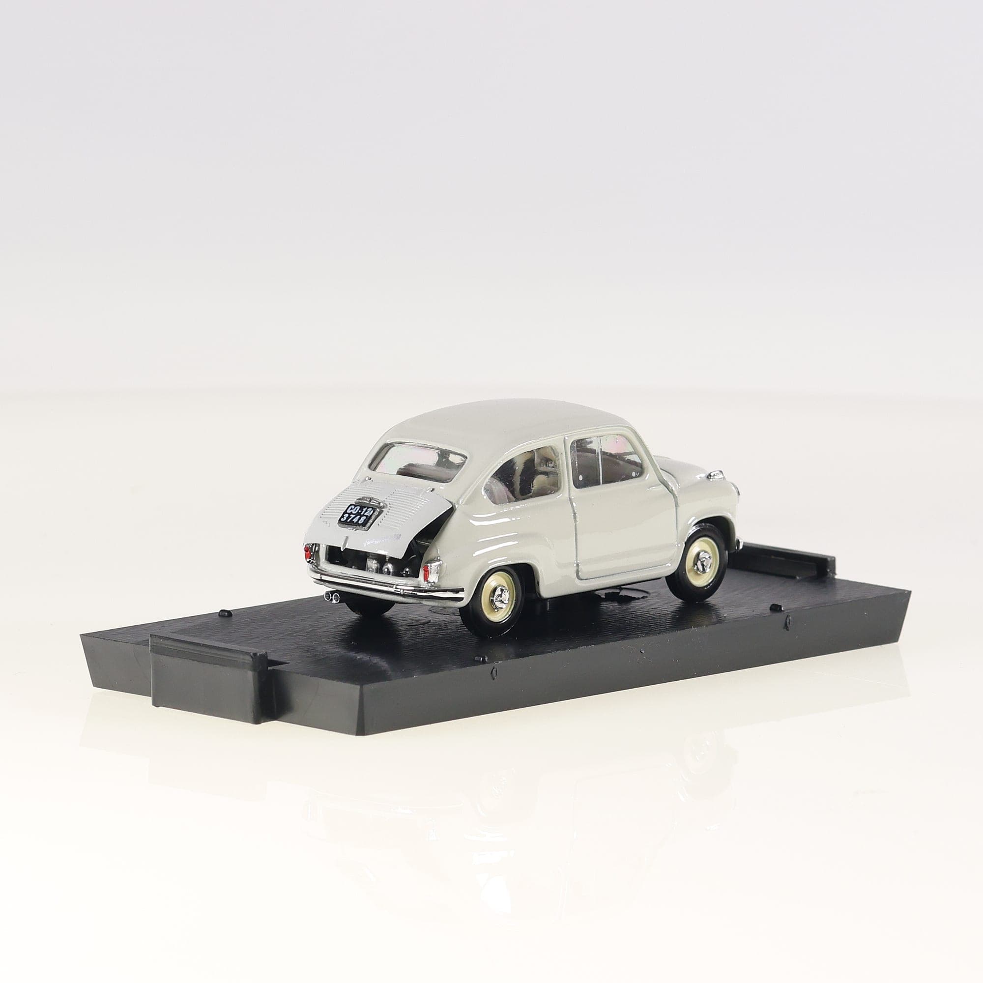 Brumm R265 Fiat 600 Derivazione Abarth 750 1956 1/43 Blanc avec boîte — miniature 10