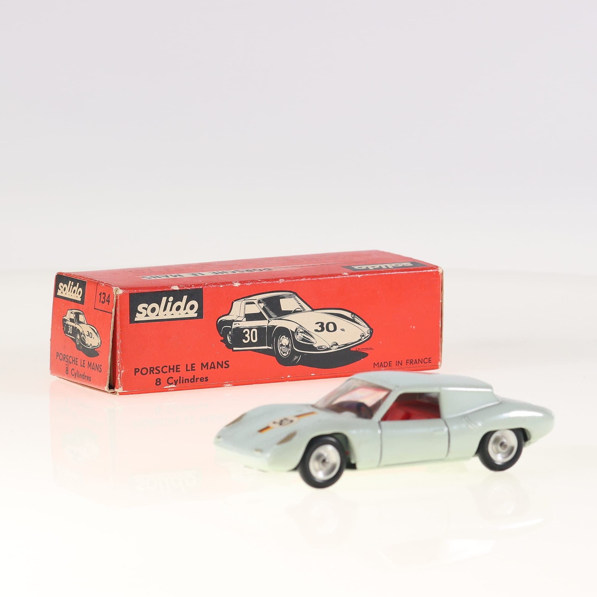 Solido 134 Porsche Porsche Le Mans 8 Cylindres #30 1/43 Vert d'eau avec boîte