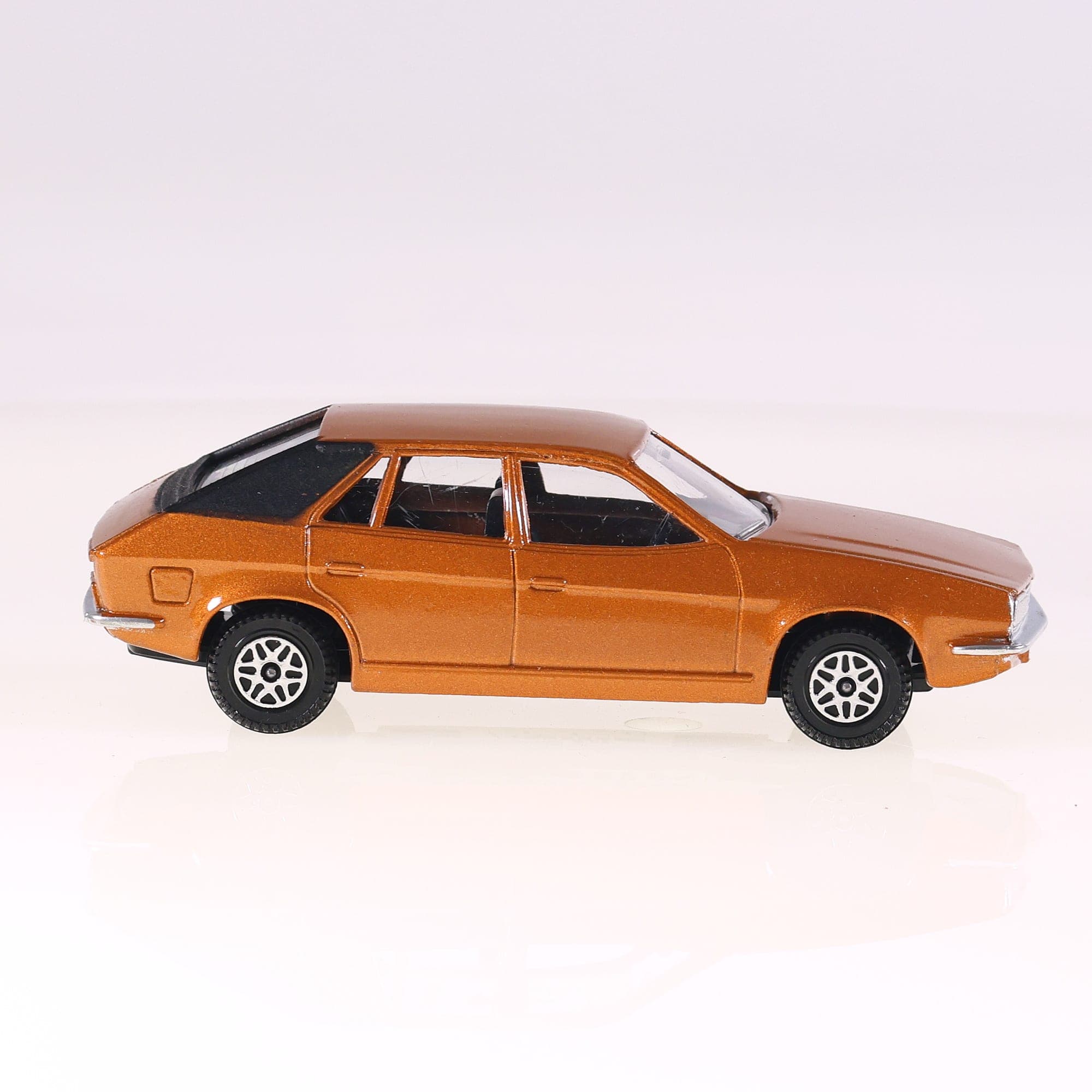Dinky GB n°123 Austin Princess 2200HL Saloon 13 cm Bronze avec boîte — miniature 10