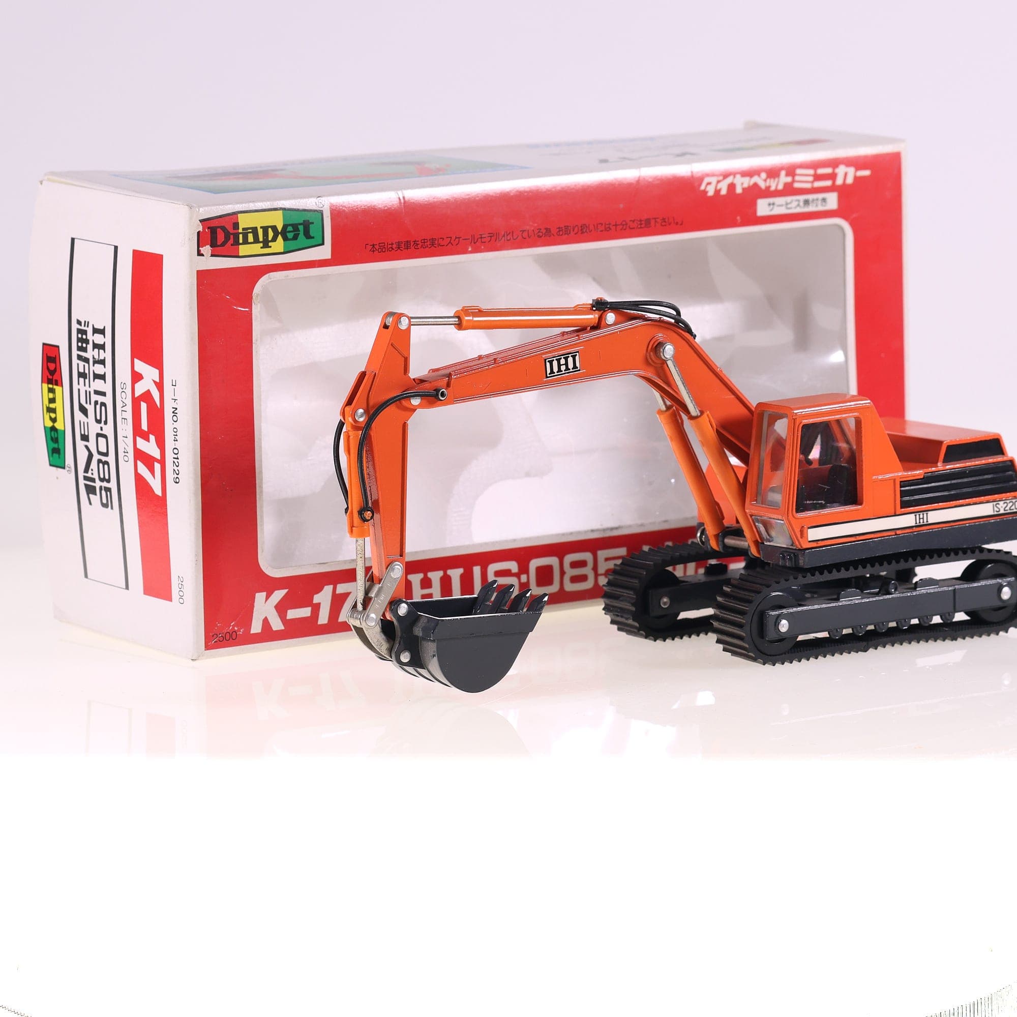 Diapet 01229 IHI IS-085 Oil pressure Shovel K-17 1/40 Rouge avec boîte