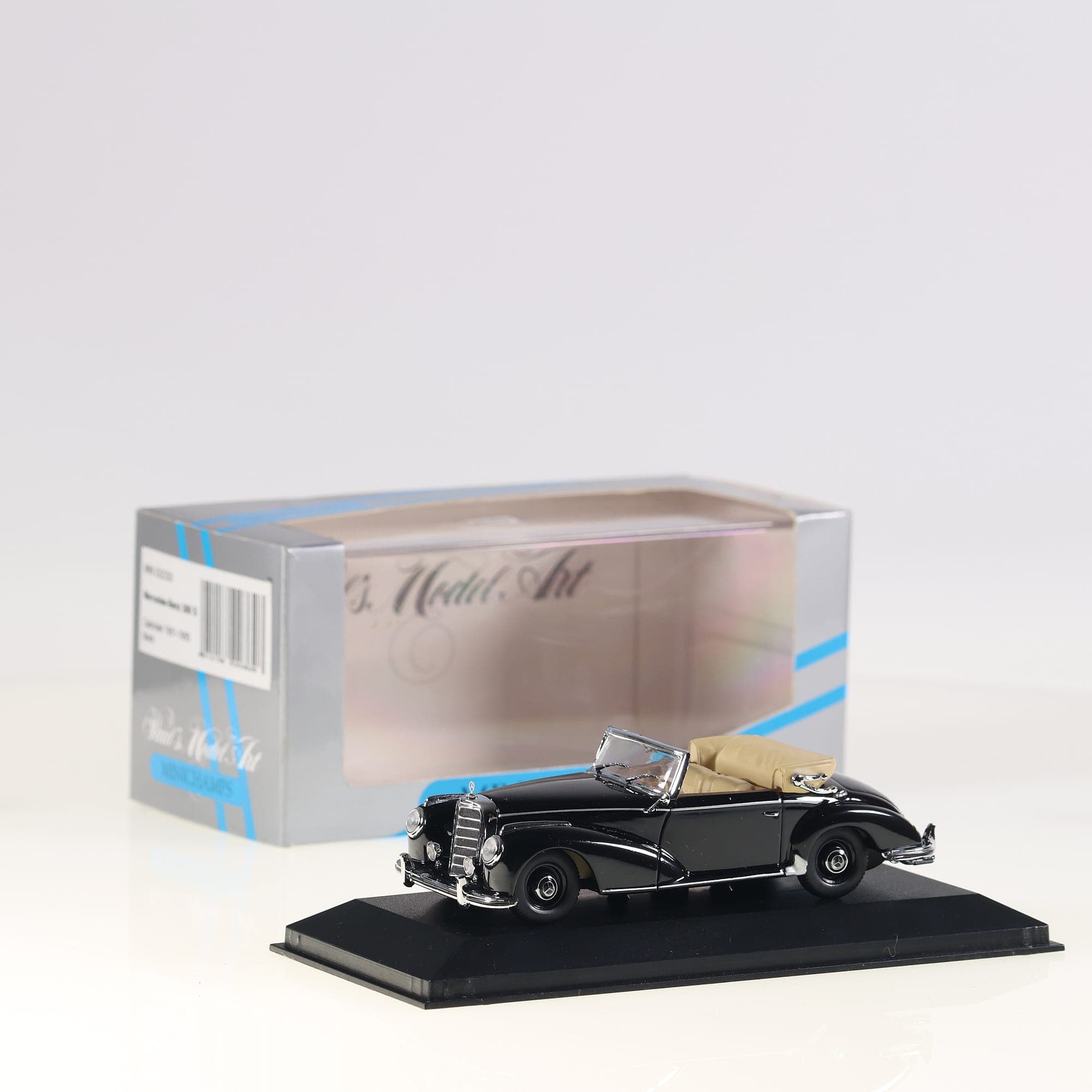 Minichamps  Mercedes-Benz 300 S Cabriolet 1/43 032330 Noir avec boîte — photo 1