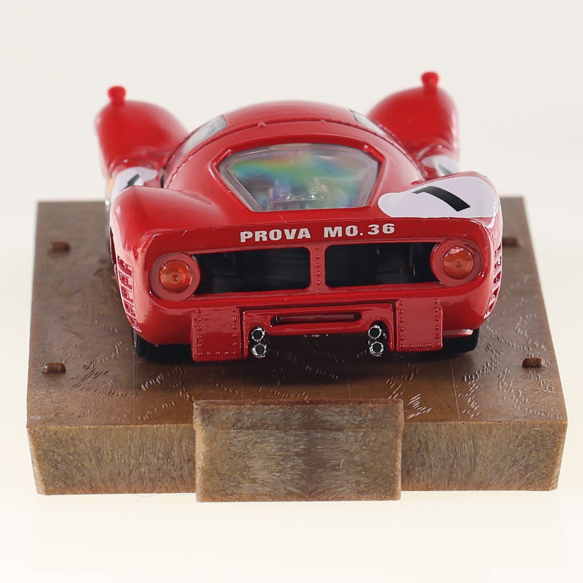 Brumm R157 Ferrari 330 P3 HP 420 1966 #1 1/43 Rouge avec boîte — miniature 7