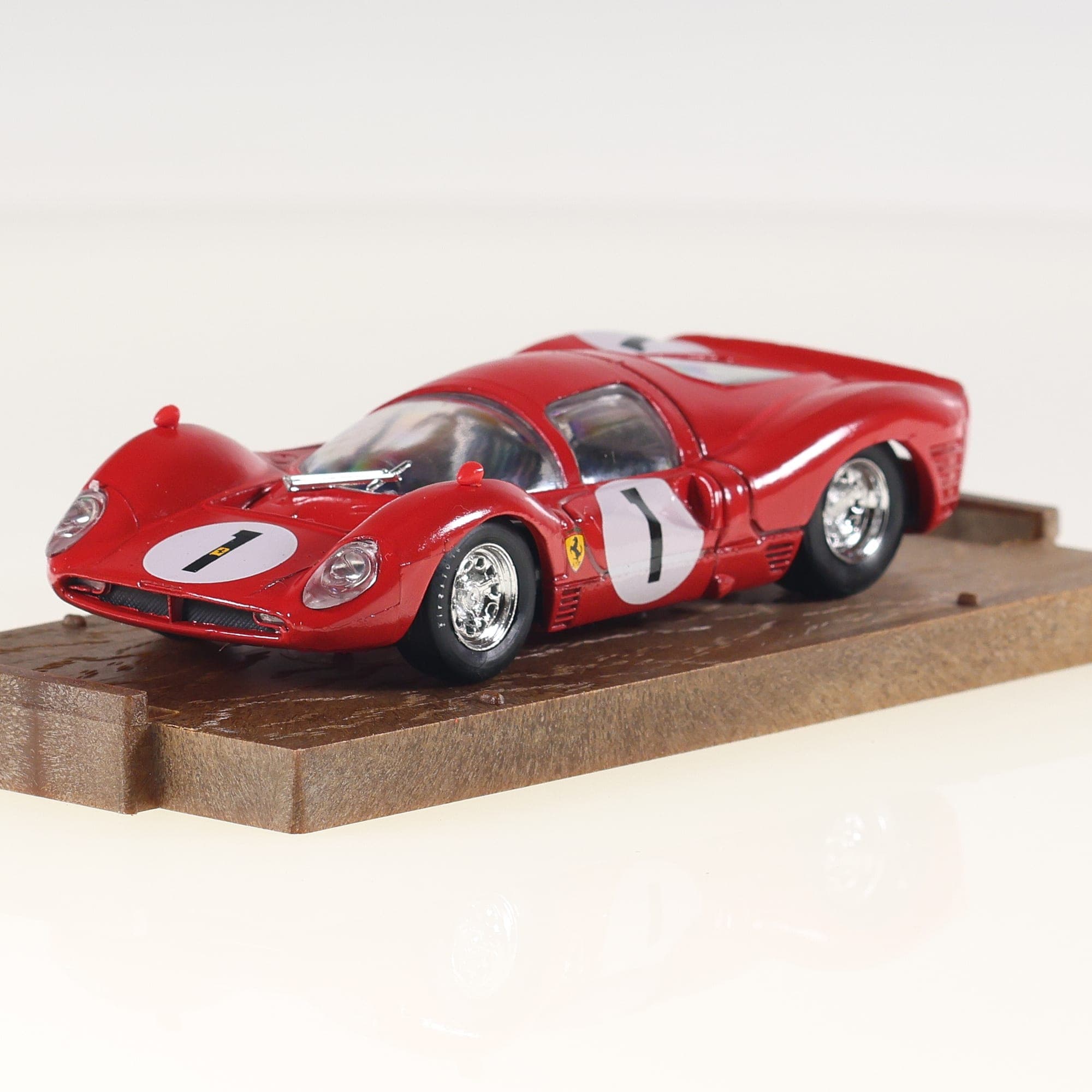 Brumm R157 Ferrari 330 P3 HP 420 1966 #1 1/43 Rouge avec boîte — miniature 12