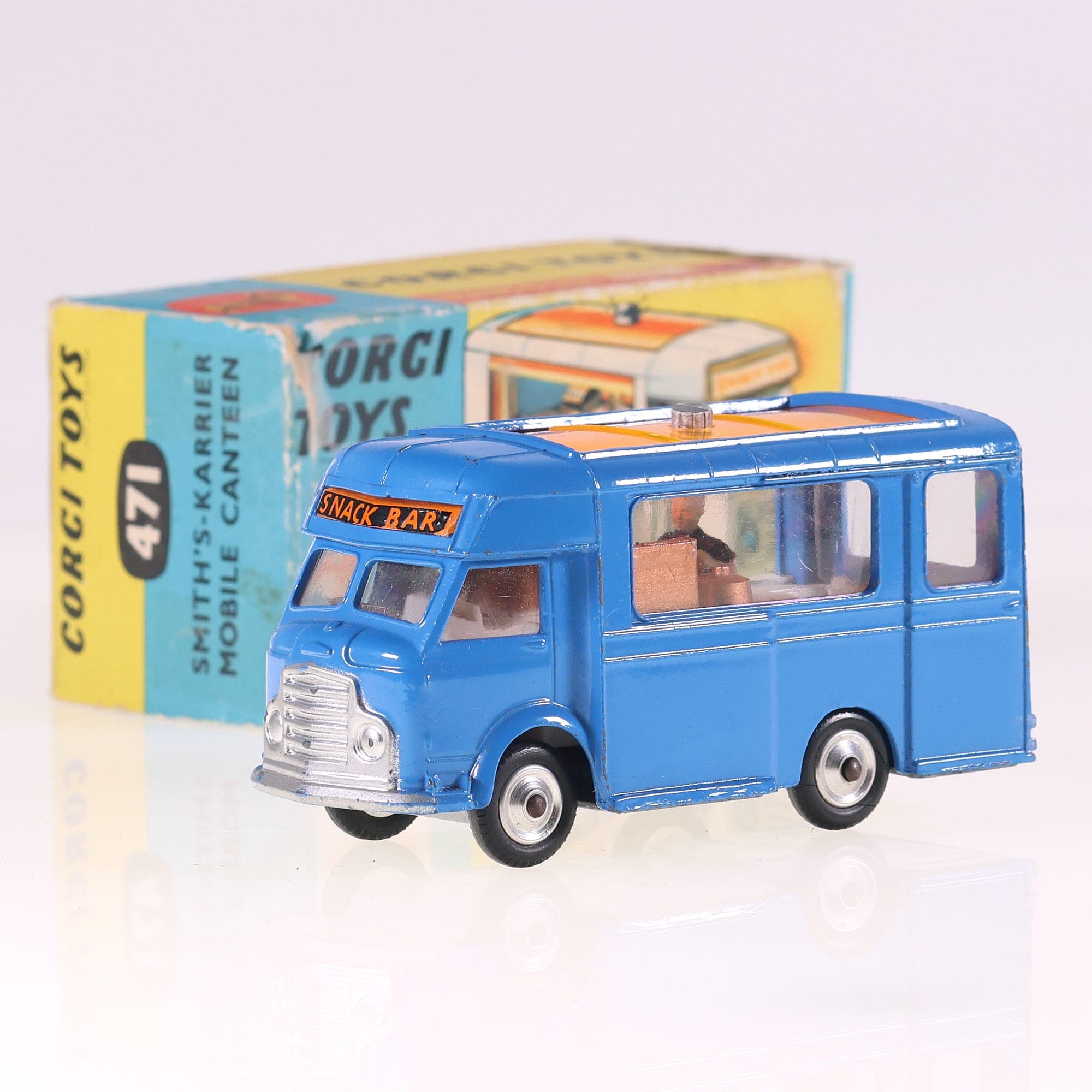 Corgi n° 471 Smith's Karrier Mobile Canteen 1/43 Bleu avec boîte — photo 1